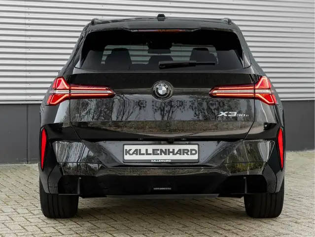 BMW X3 view 7