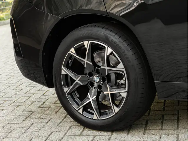 BMW X3 view 15