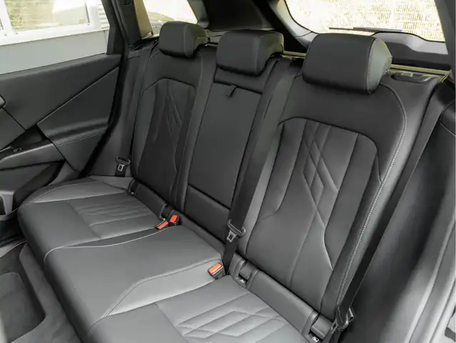 BMW X3 view 29