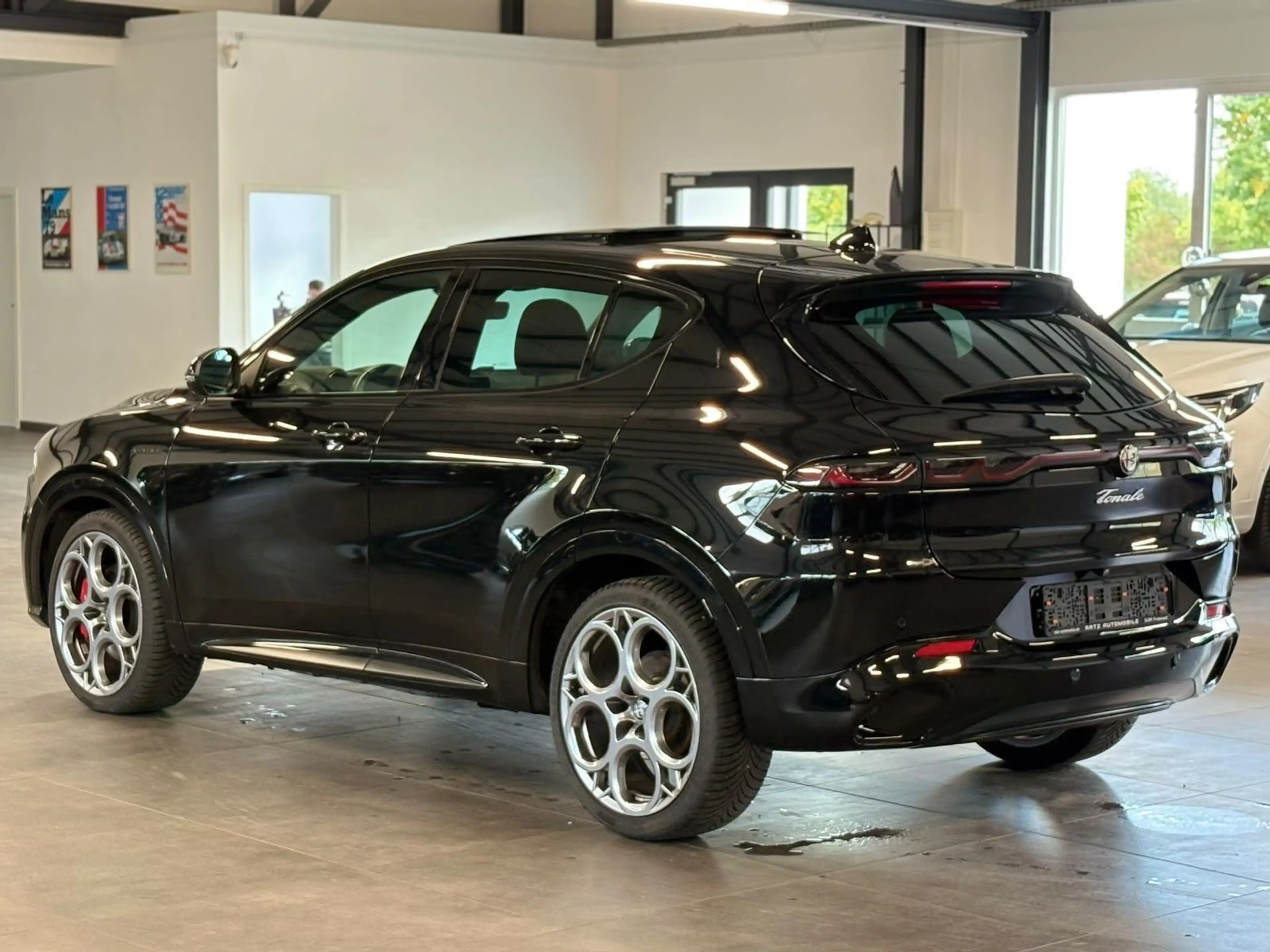 Alfa Romeo Tonale Veloce MATRIX+PANO+NAV+ACC+WINTER+KAM+19" — photo 5
