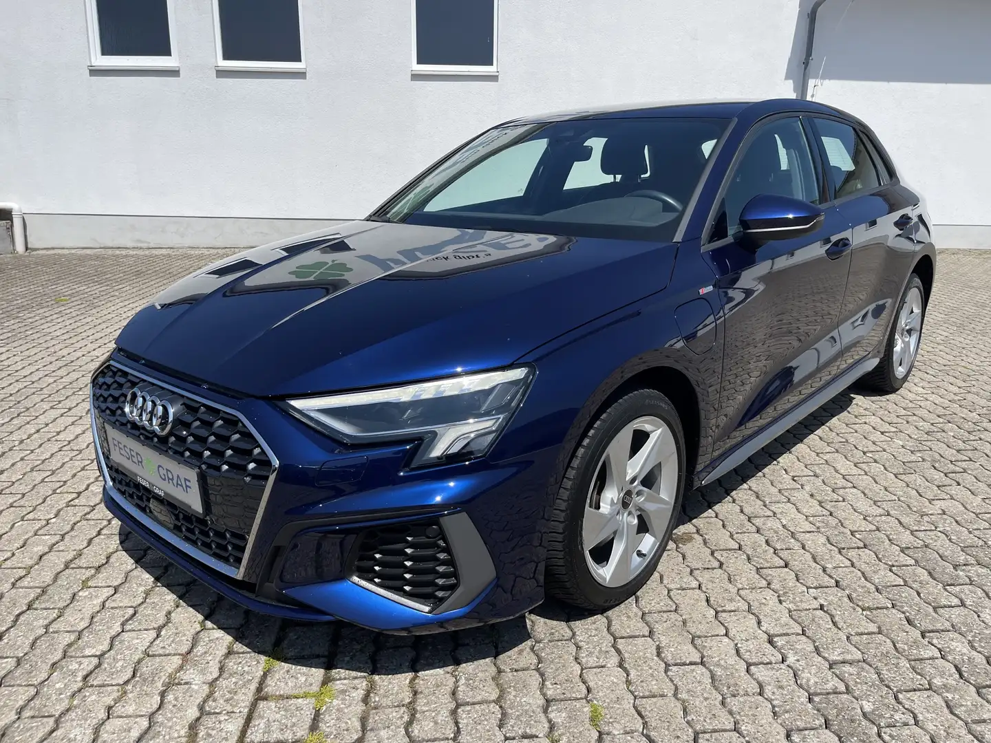 Audi A3 S line 40TFSI S tronic LED NAVI SHZ VIRTUAL Blauw - 2