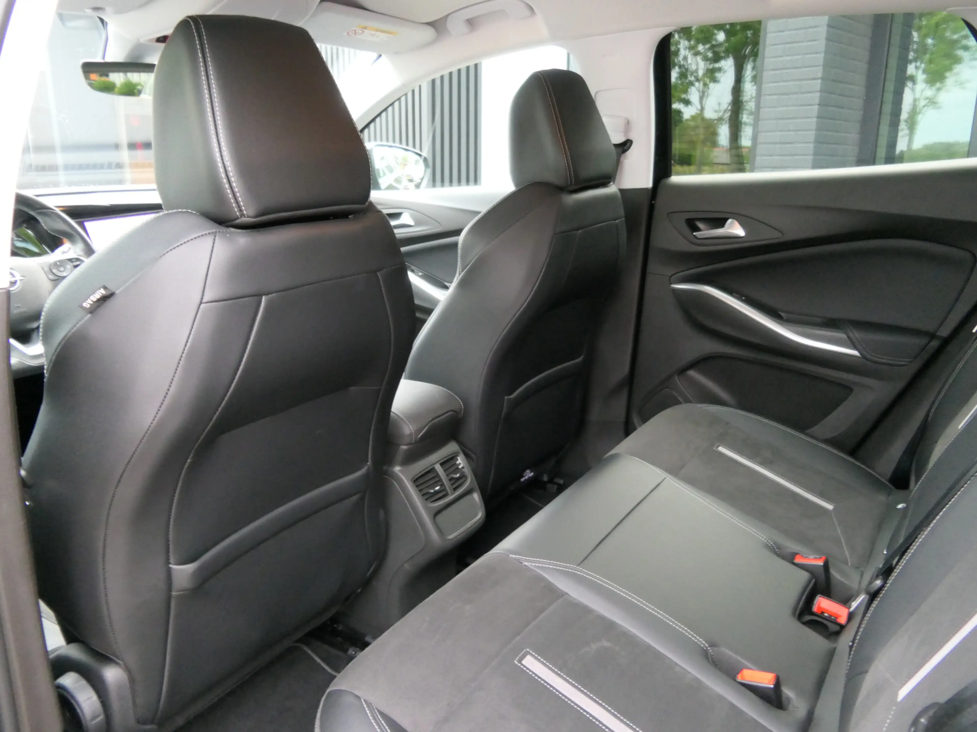 Opel Grandland 1.6 Turbo Plug-In Hybrid 4x4 GSe Automaat | KONI o — photo 5