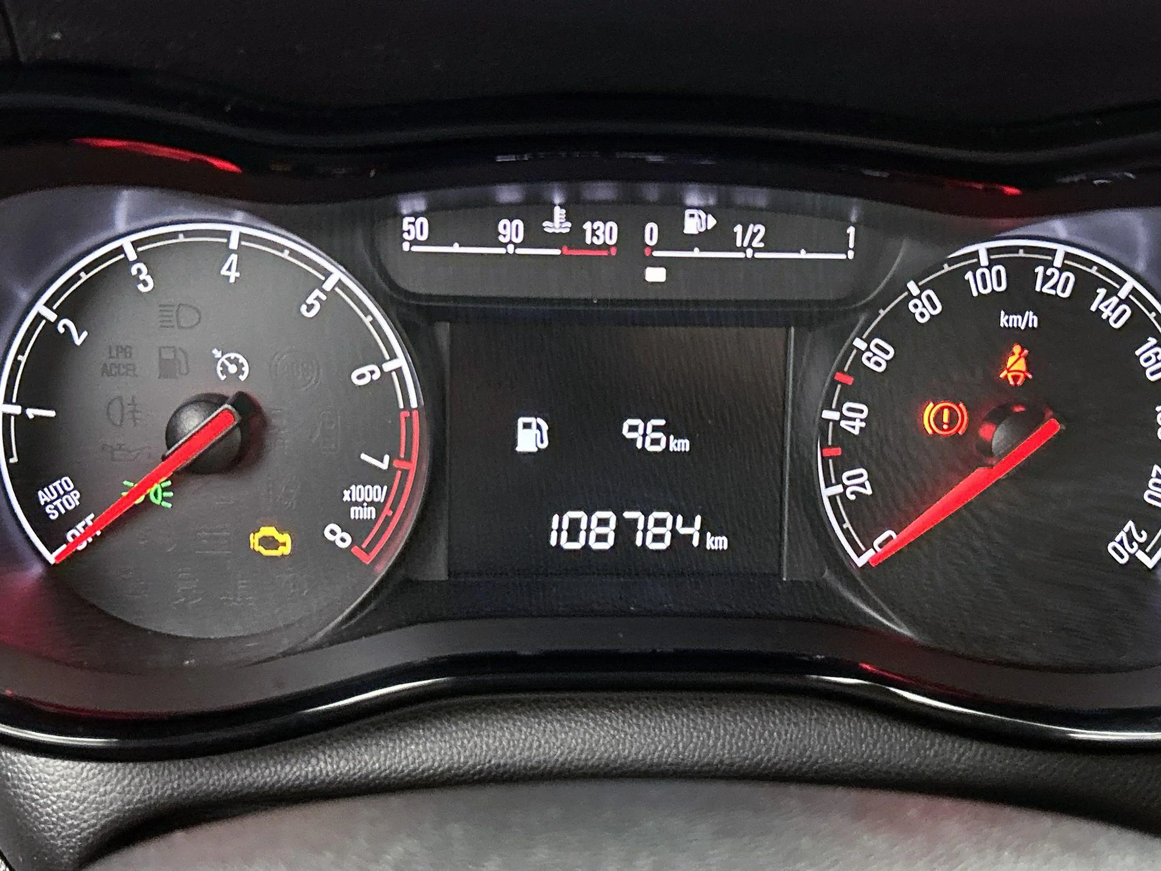 Opel Karl 1.0 ecoFLEX Edition — photo 12