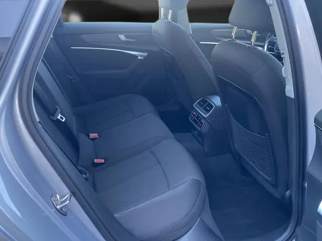Audi A6 view 14