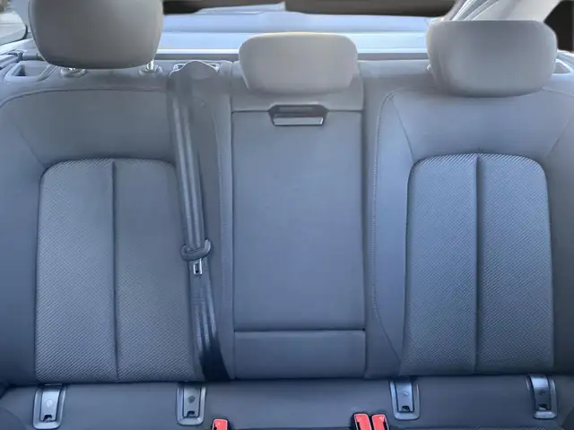 Audi A6 view 15
