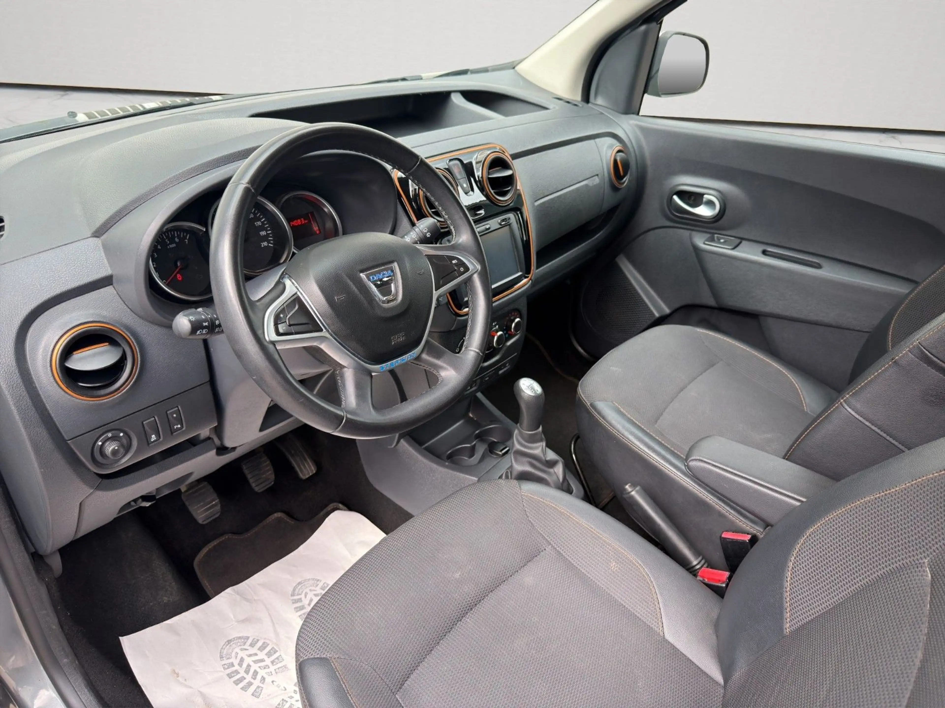 Dacia Dokker Stepway Celebration *NAVI*KLIMA*MWST* — photo 8