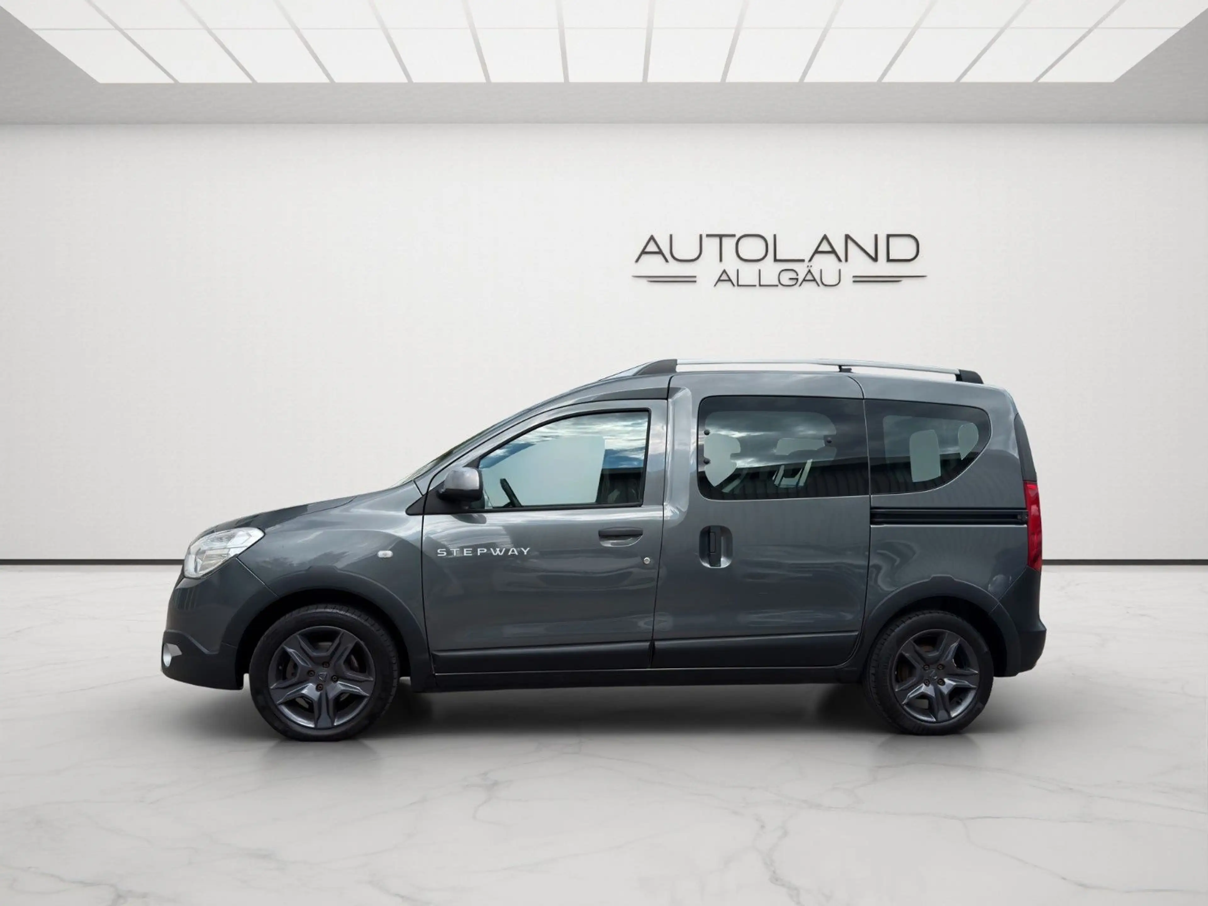 Dacia Dokker Stepway Celebration *NAVI*KLIMA*MWST* — photo 3