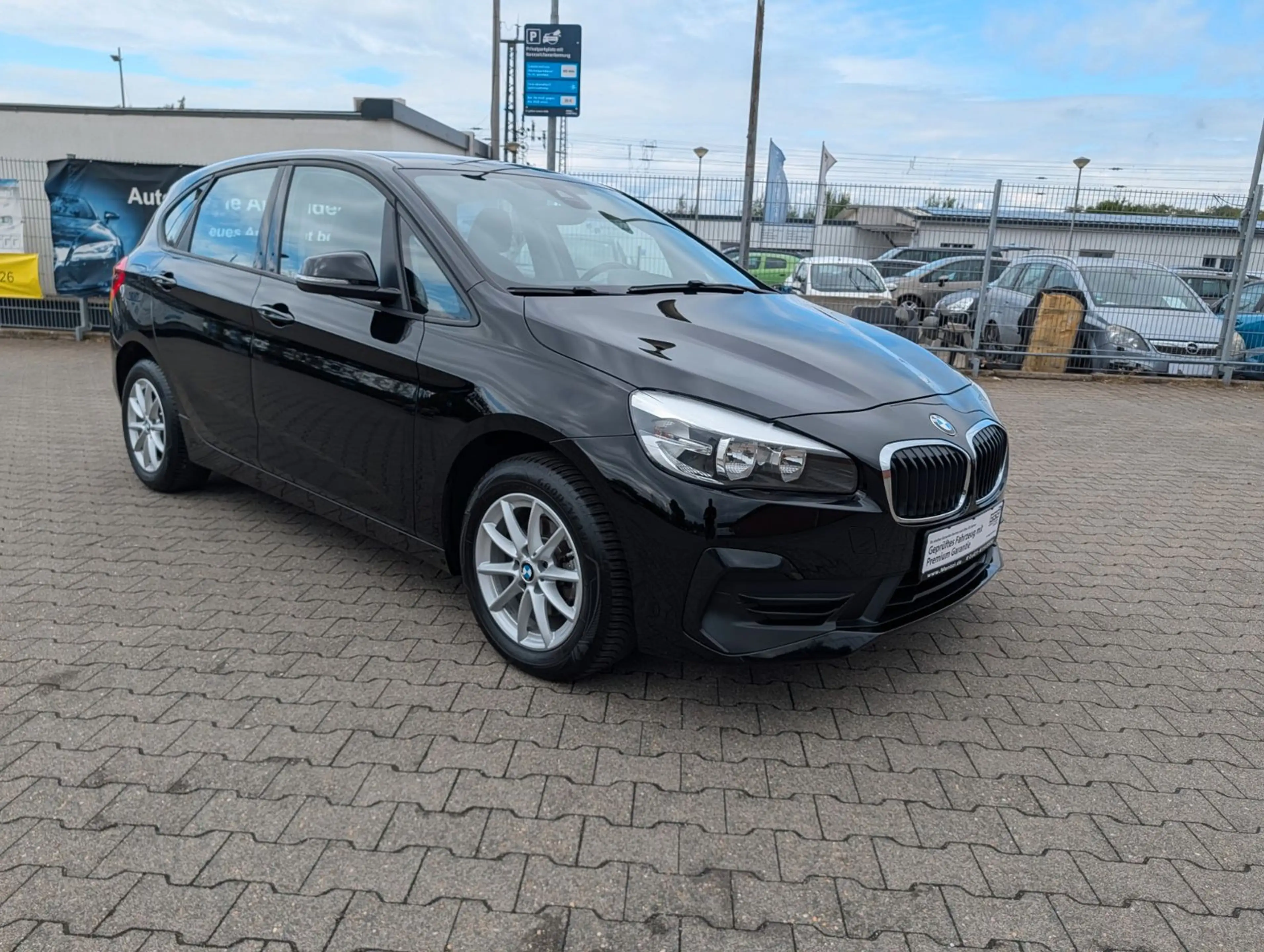BMW 216 GARANTIE KLIMATRONIC PDC TEMPO — photo 3