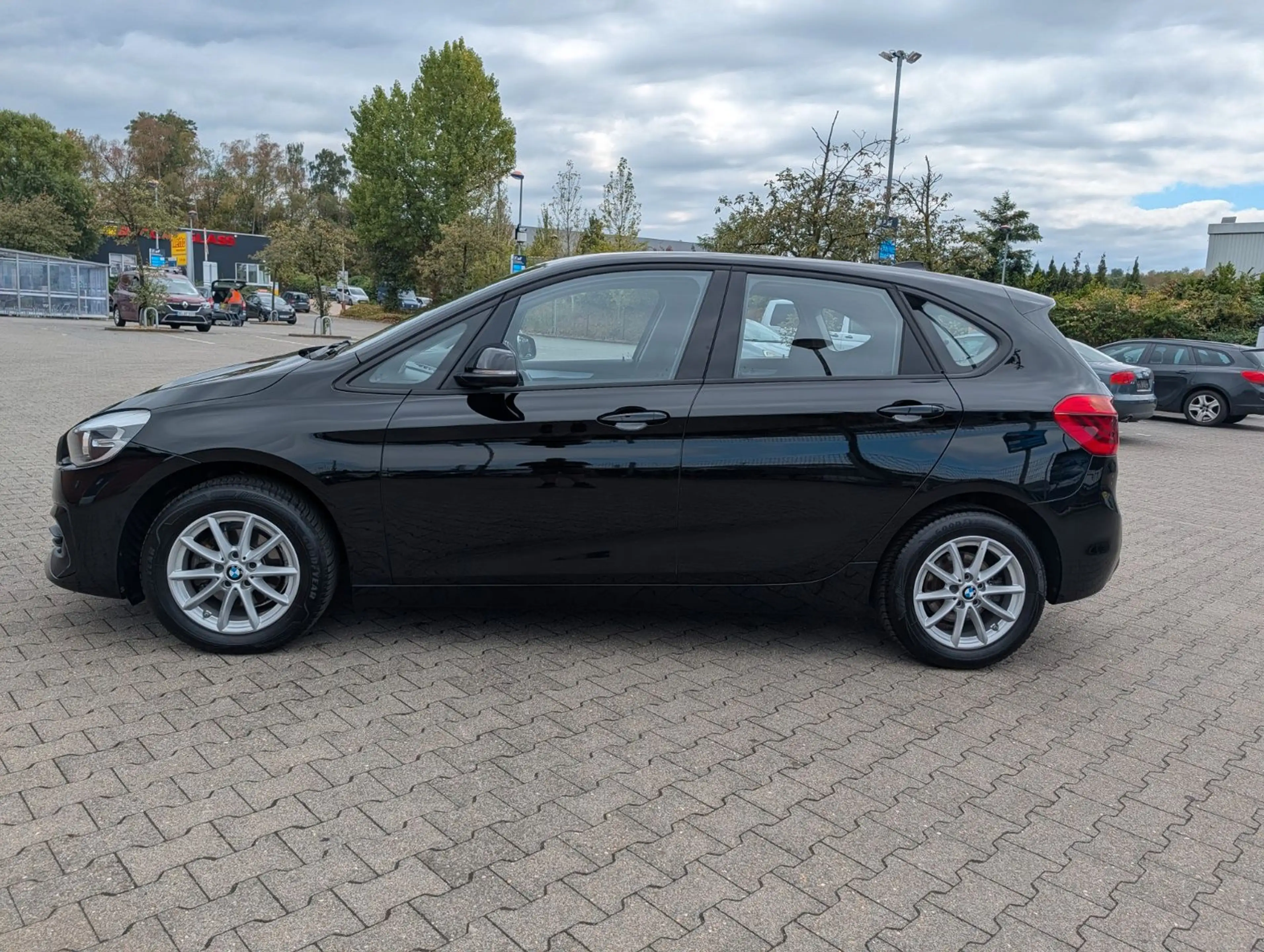 BMW 216 GARANTIE KLIMATRONIC PDC TEMPO — photo 5