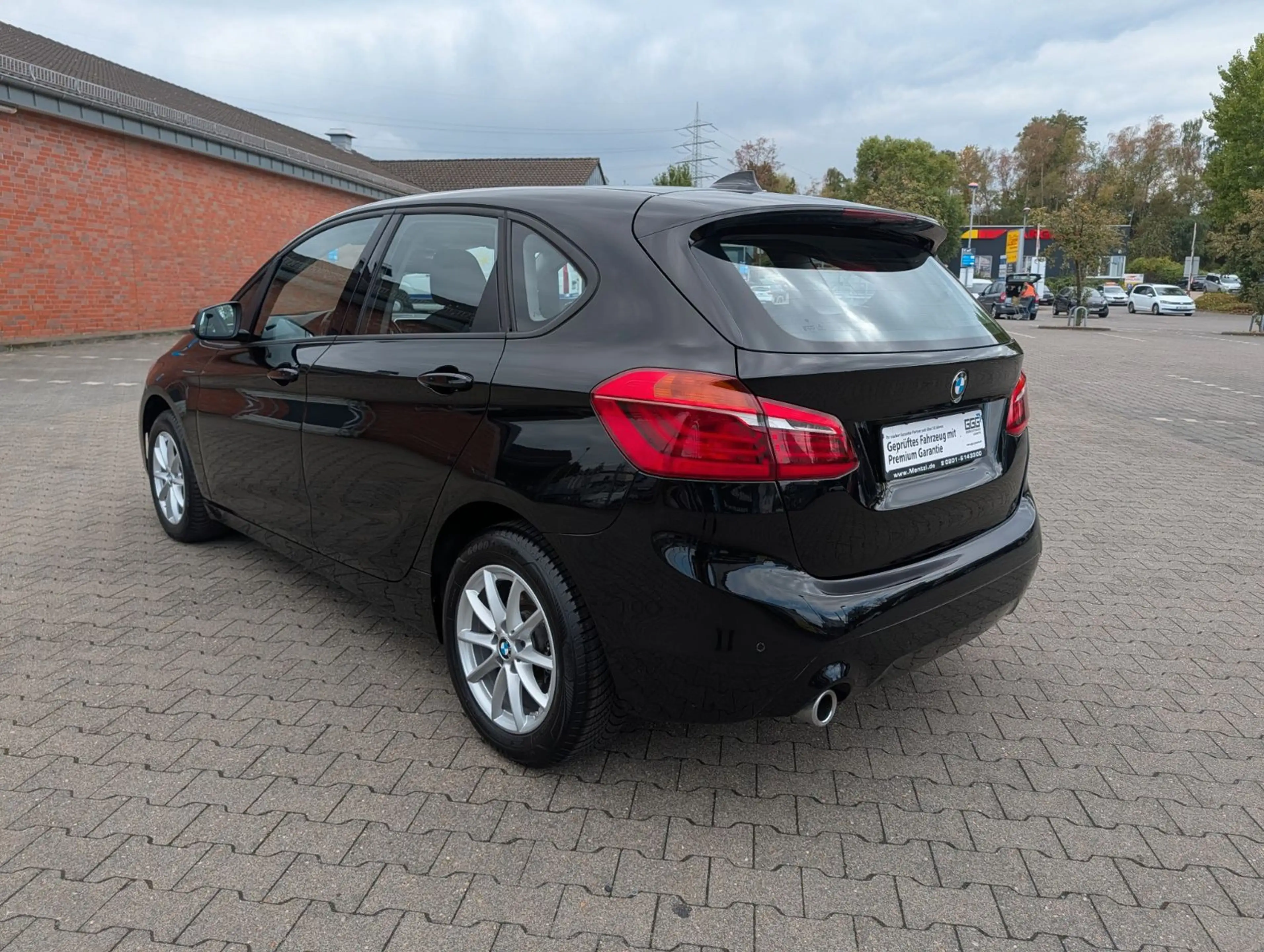 BMW 216 GARANTIE KLIMATRONIC PDC TEMPO — photo 6