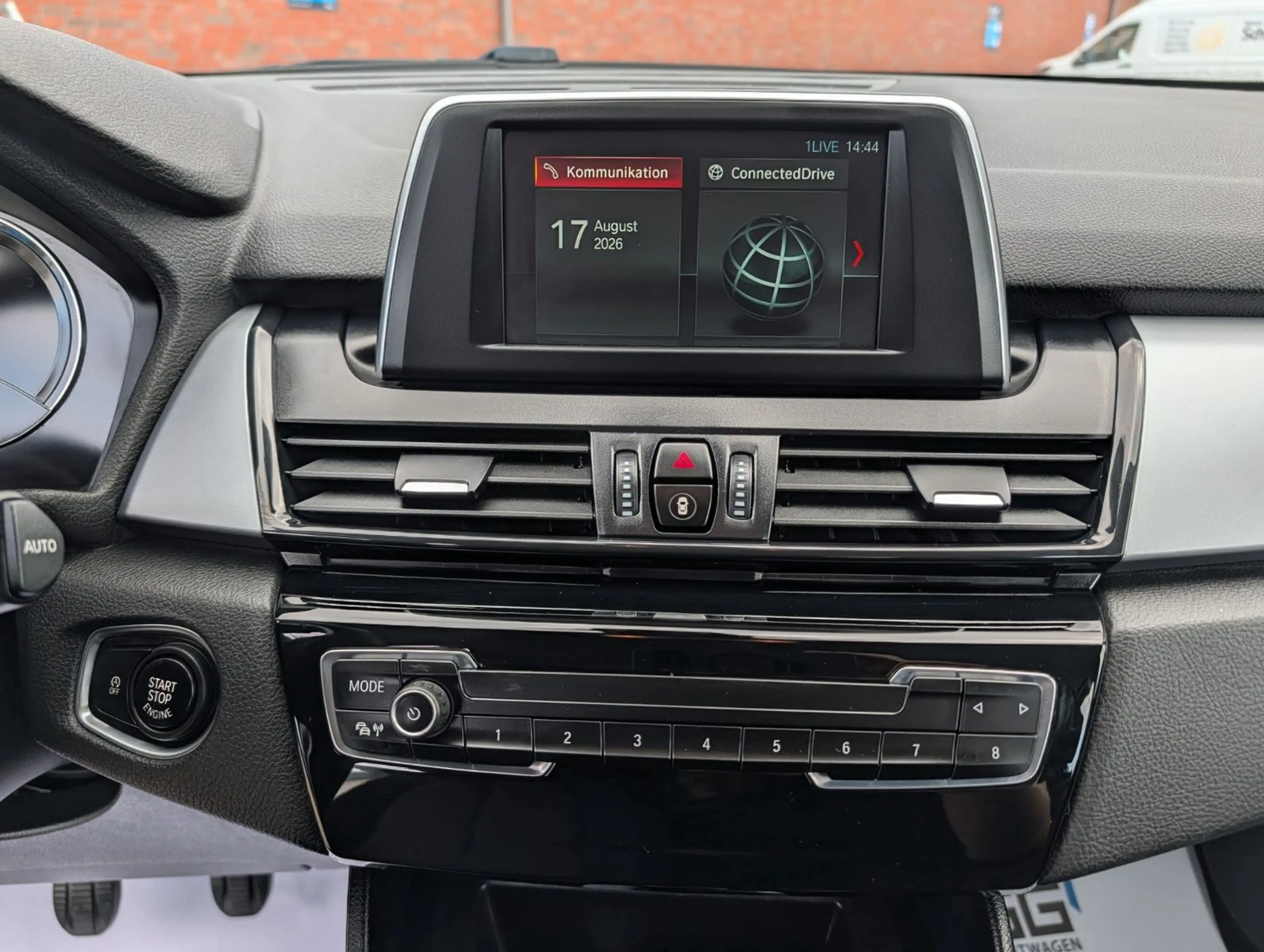 BMW 216 GARANTIE KLIMATRONIC PDC TEMPO — photo 14