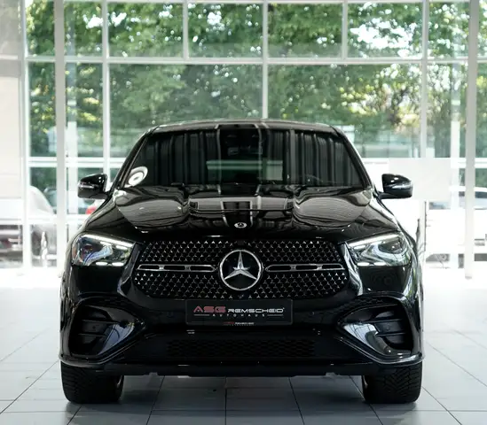Mercedes-Benz 450 view 3