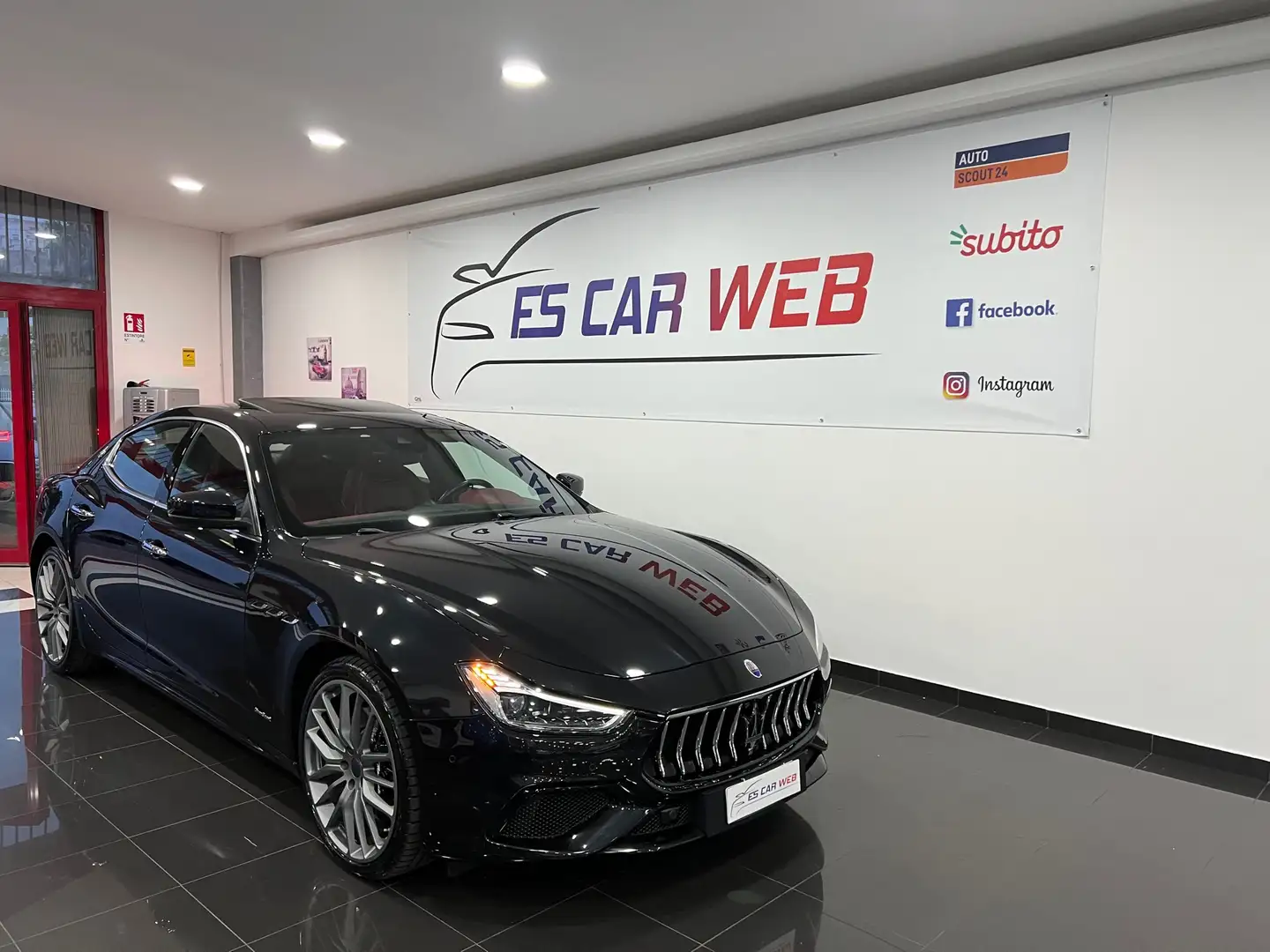 Maserati Ghibli 3.0 V6 ds GranSport Nero Ribelle 275cv auto my19 Zwart - 1