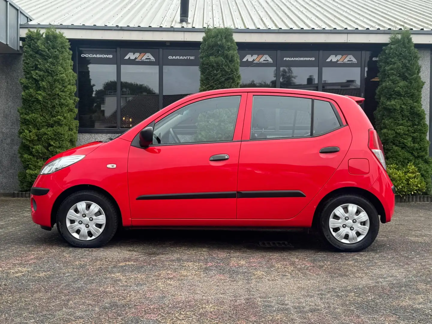 Hyundai i10 1.1 Active Cool | AIRCO | NIEUWE APK | 1E EIG Rood - 2