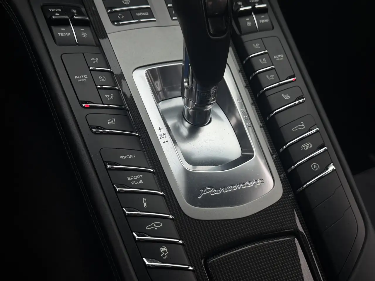 PORSCHE PANAMERA GTS 4.8 V8 430CH