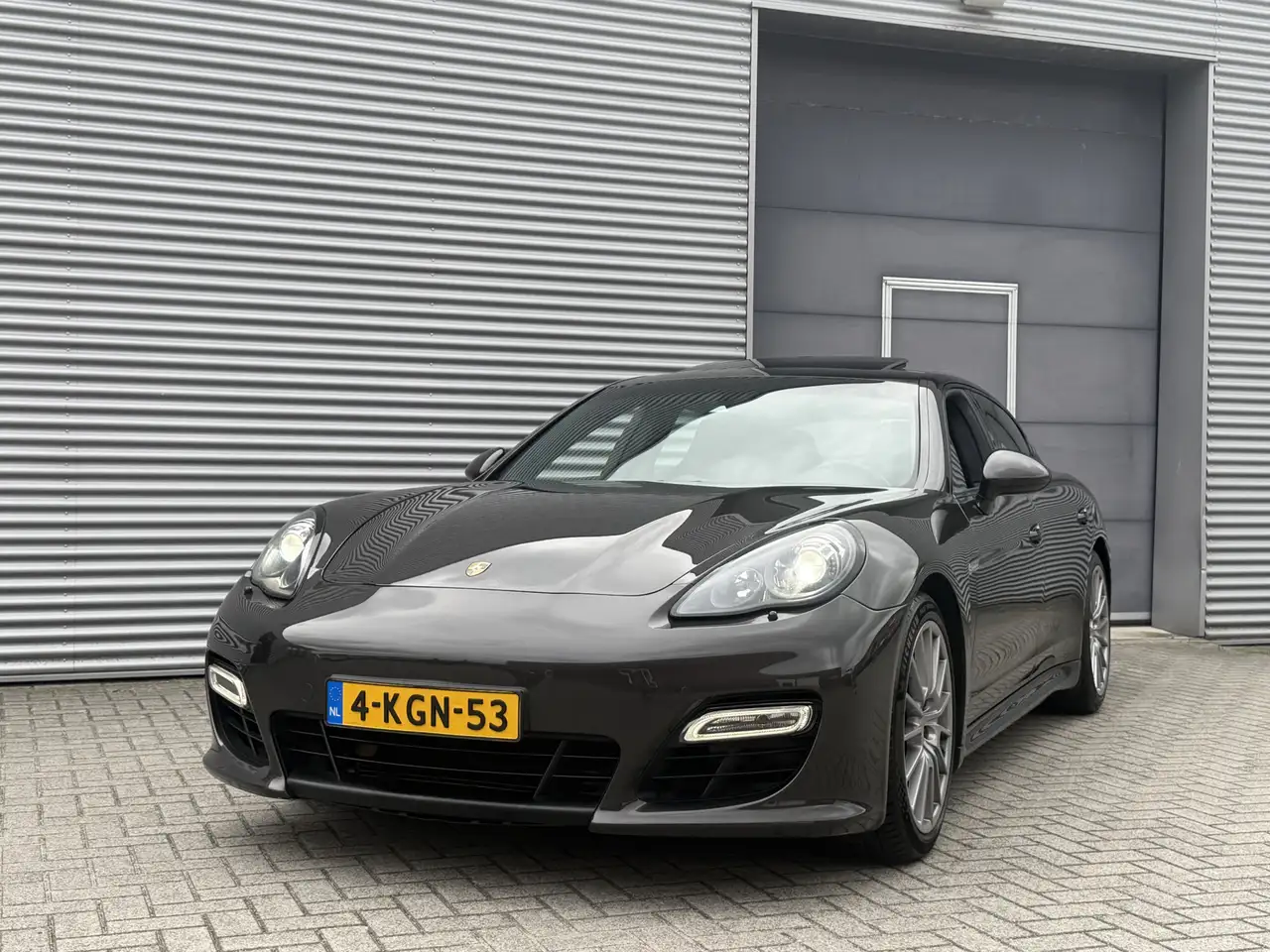 PORSCHE PANAMERA GTS 4.8 V8 430CH