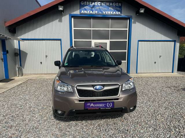 Imagine Subaru Forester Active 2.0 D 4x4 KLIMA SITZHEIZUNG AHK
