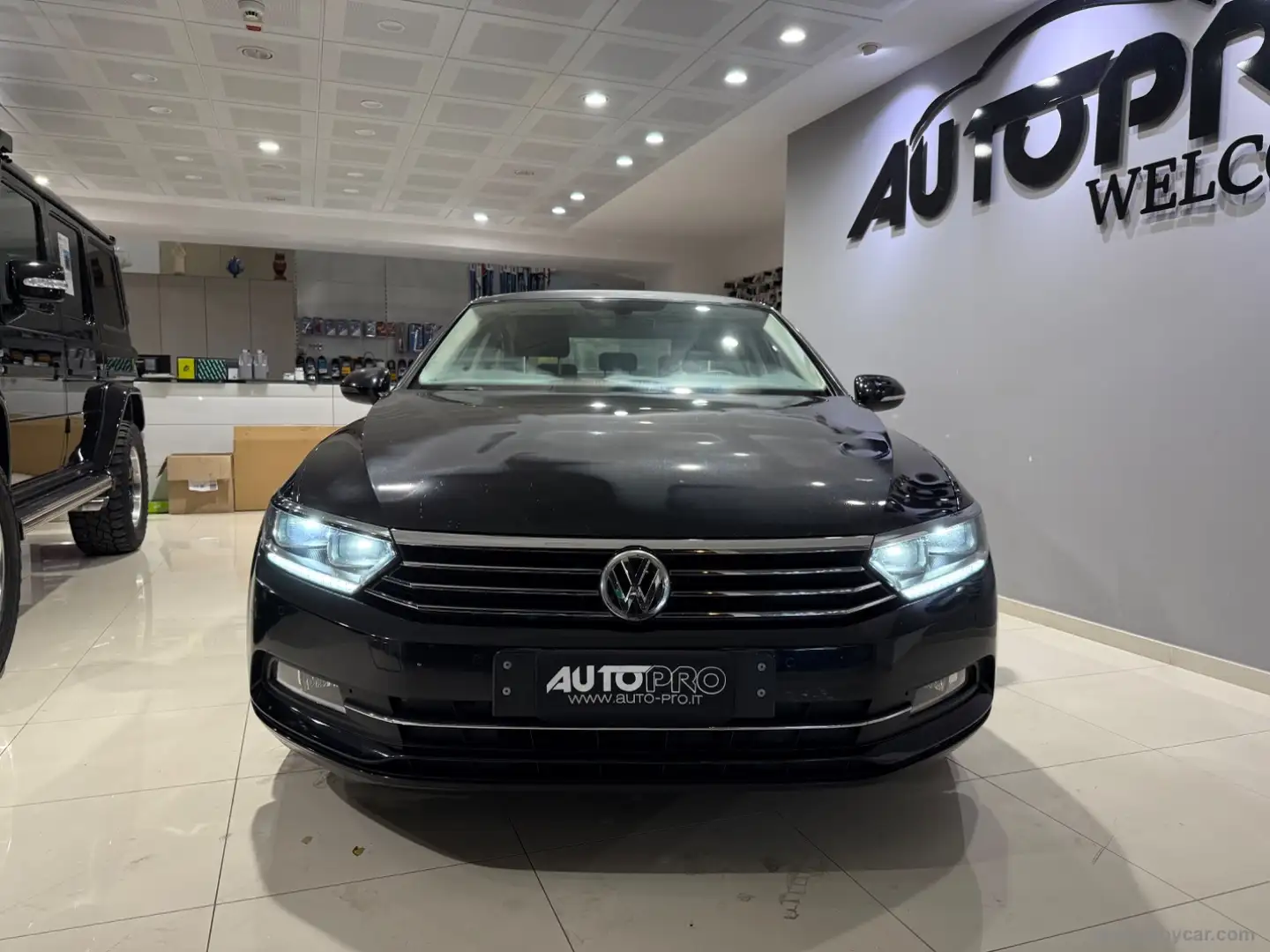Volkswagen Passat 1.6 TDI DSG Comfortline BMT Nero - 1