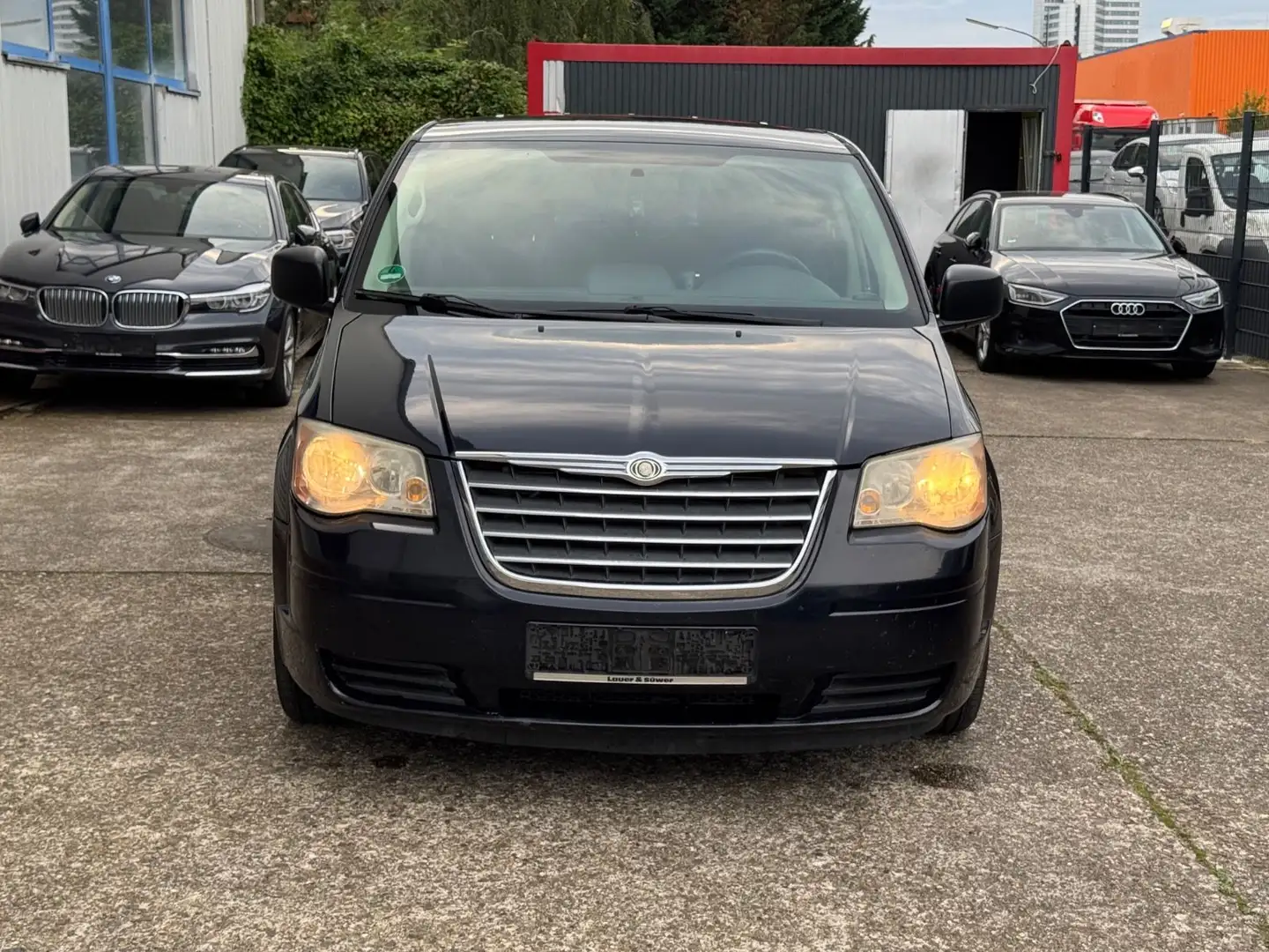 Chrysler Grand Voyager LX/7 Sitzer/Automatik/Klima Schwarz - 2