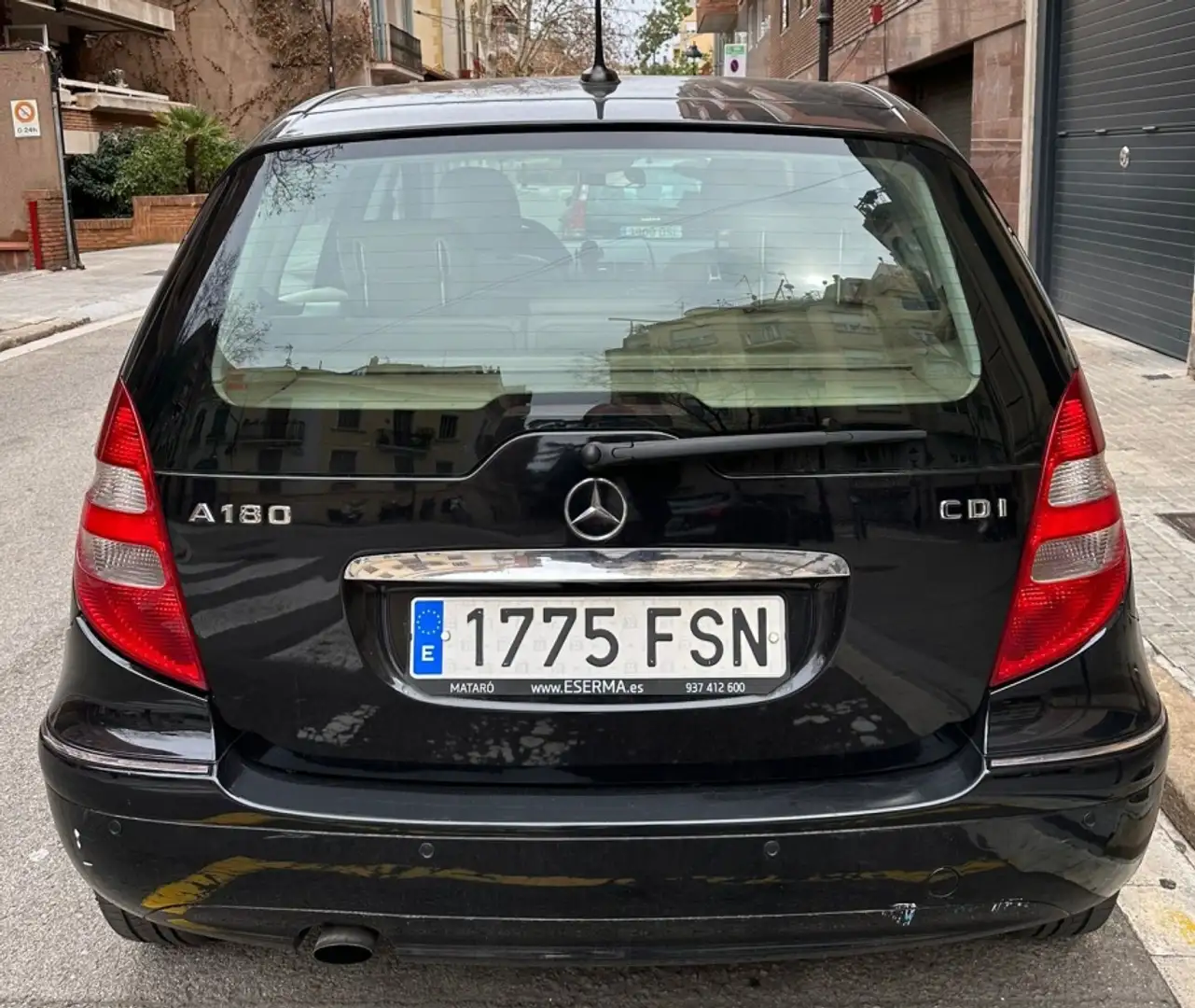 Mercedes-Benz MERCEDES-BENZ Clase A Pequeño  Automático de 5 P Noir - 2