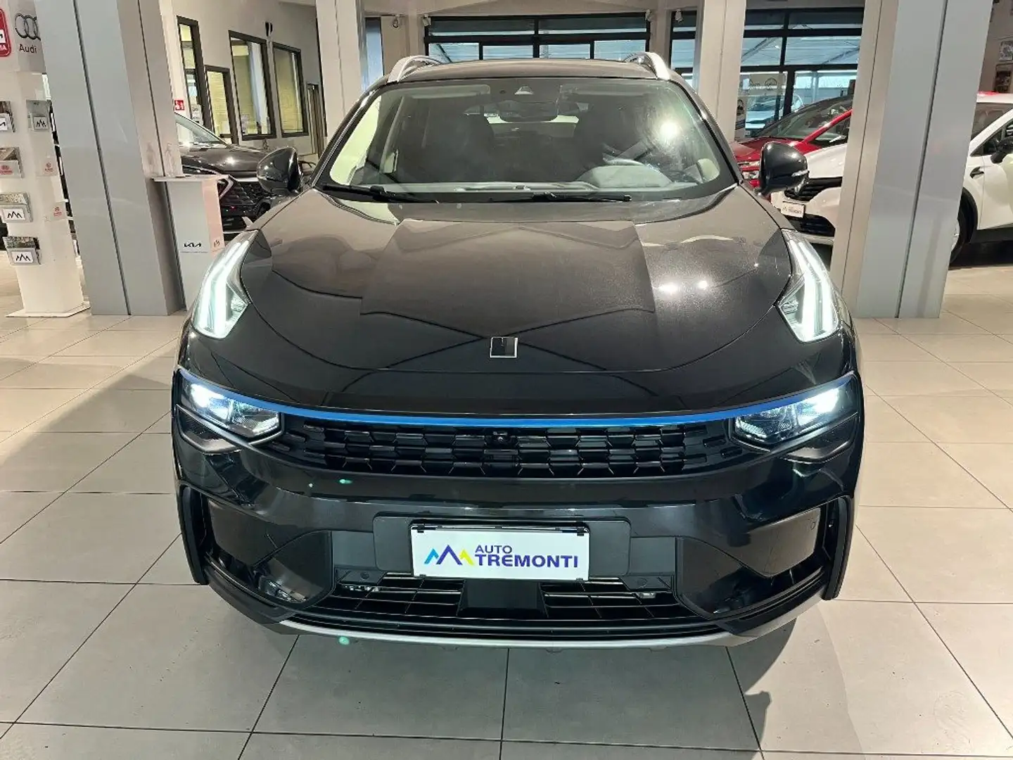 Lynk & Co 01 PHEV IBRIDA Nero - 2