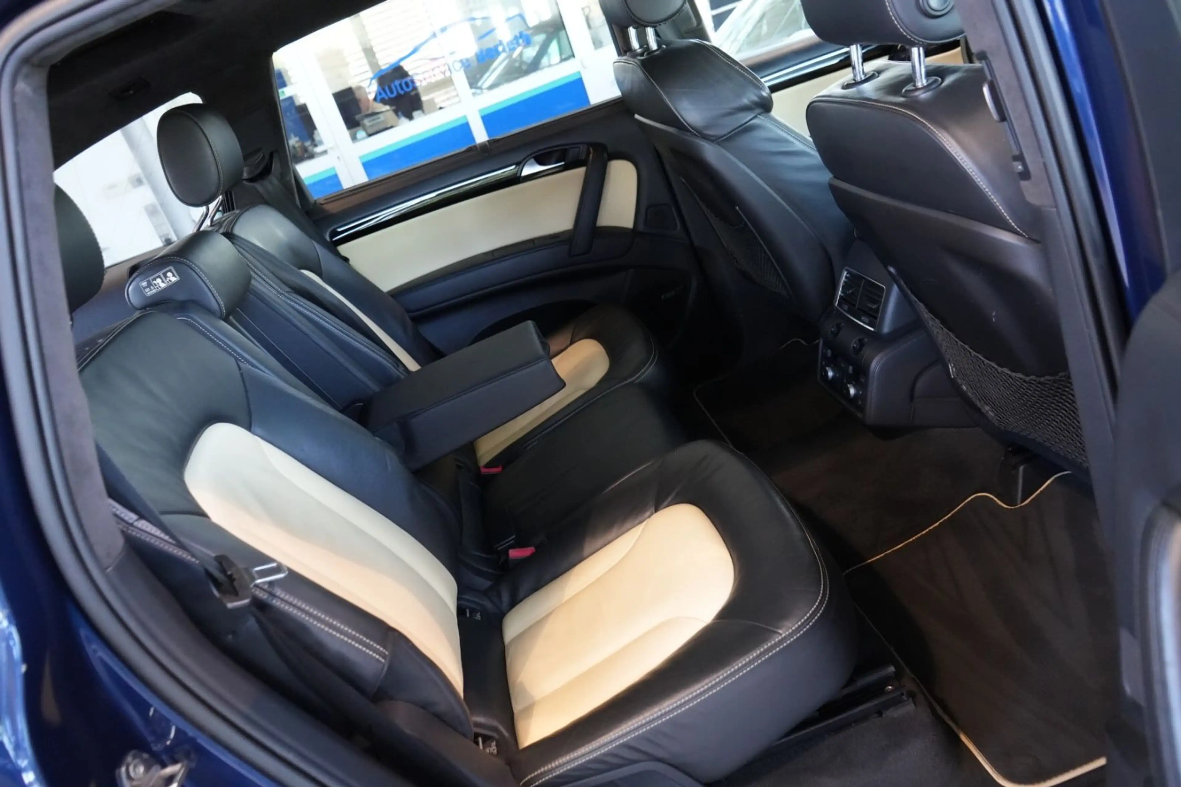 Audi Q7 4.2 TDI quattro — photo 8
