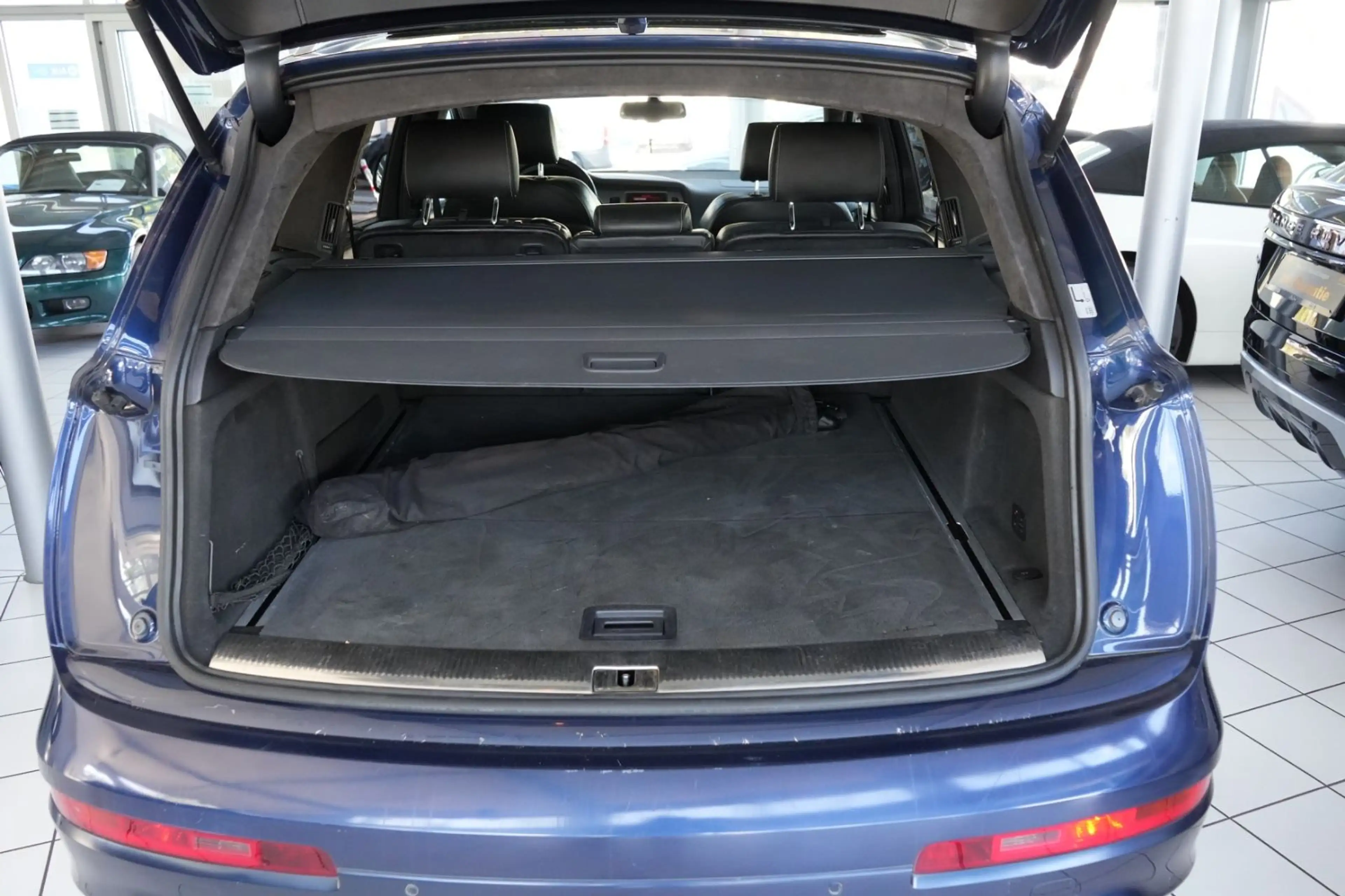 Audi Q7 4.2 TDI quattro — photo 13