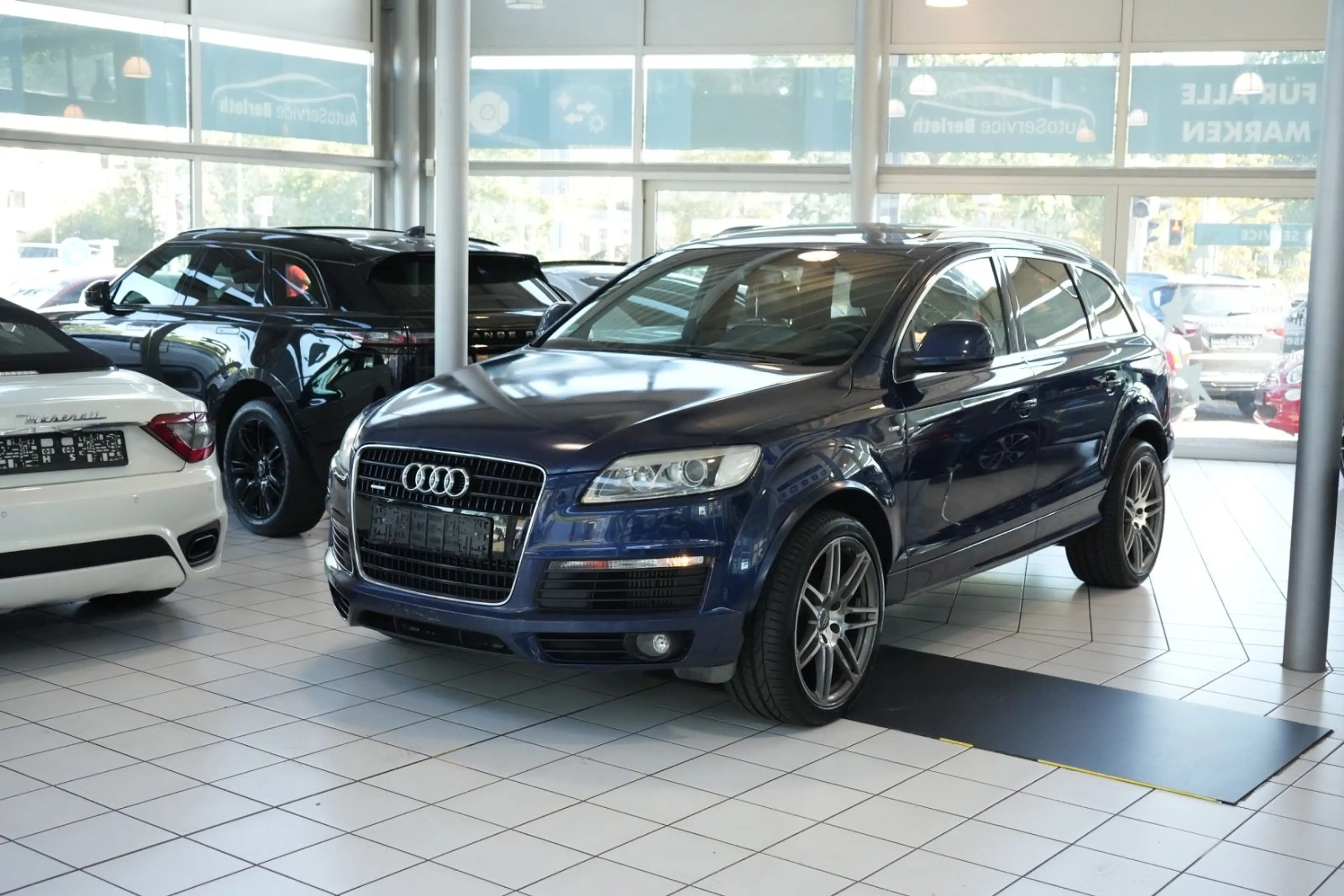 Audi Q7 4.2 TDI quattro — photo 2