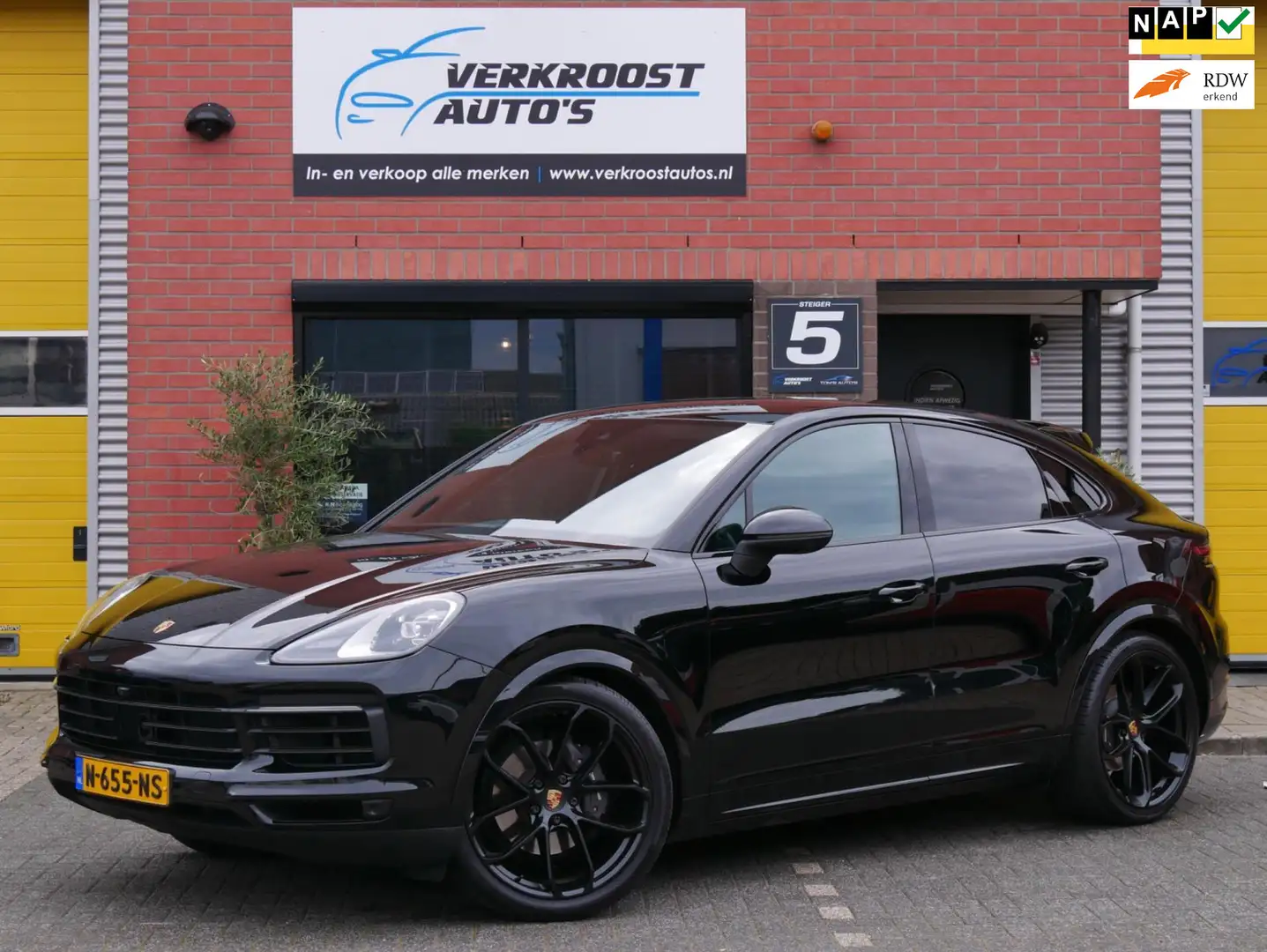 Porsche Cayenne Coupé 3.0 pano. sportchrono. sport uitl.lucht veri Noir - 1