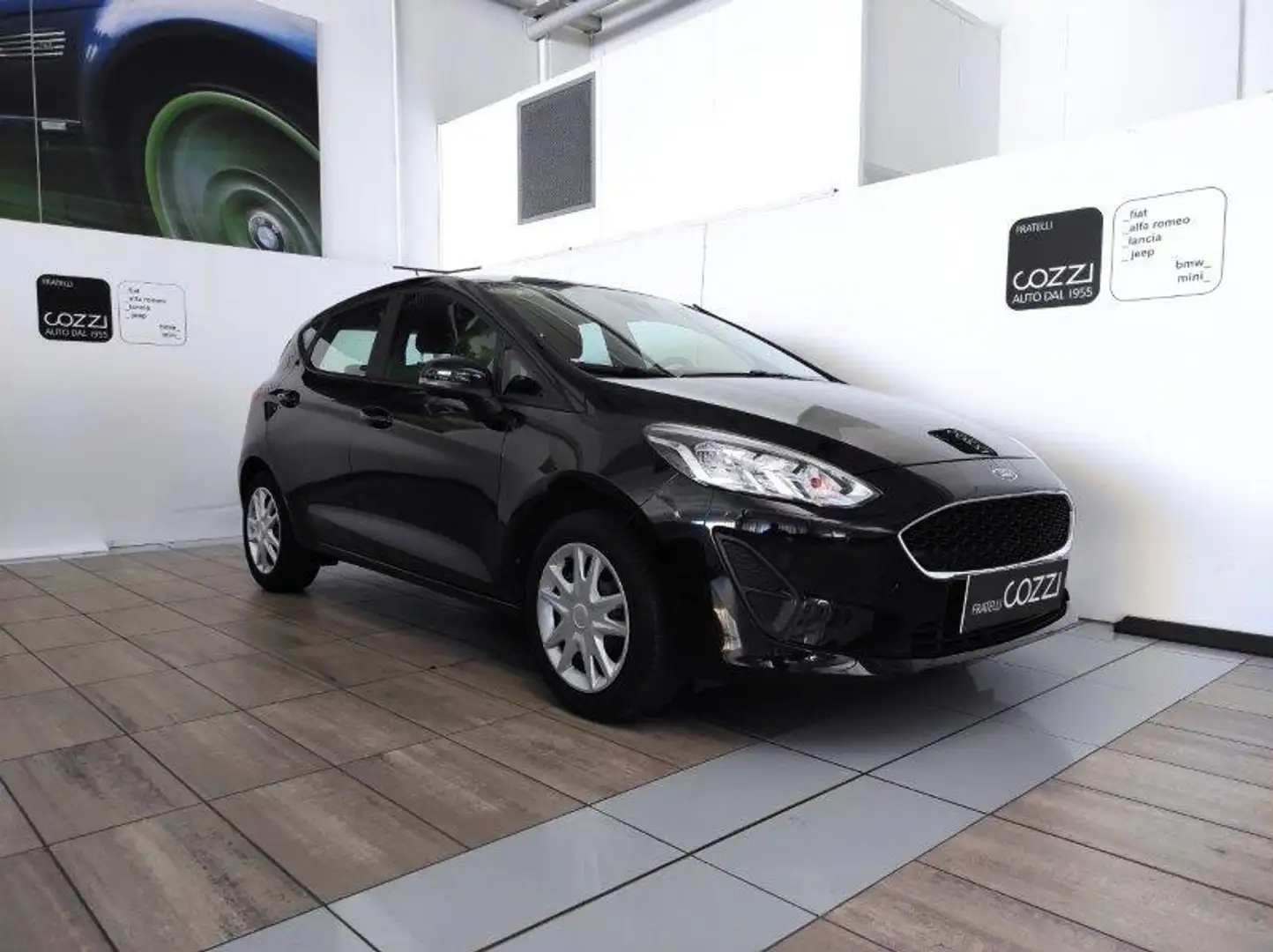 Ford Fiesta 7ª serie - Fiesta 1.1 75 CV 5 porte Connect Nero - 1