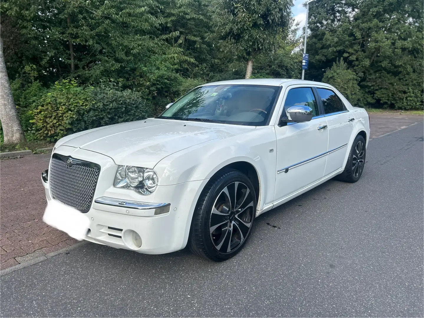 Chrysler 300C 3.0 CRD Weiß - 1