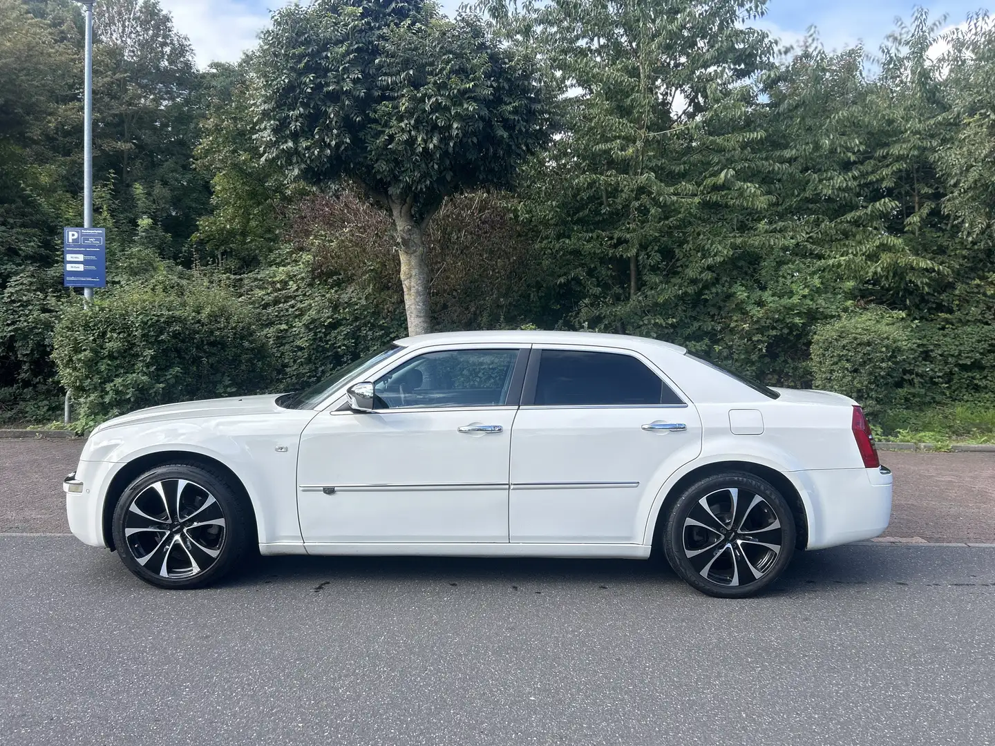 Chrysler 300C 3.0 CRD Weiß - 2