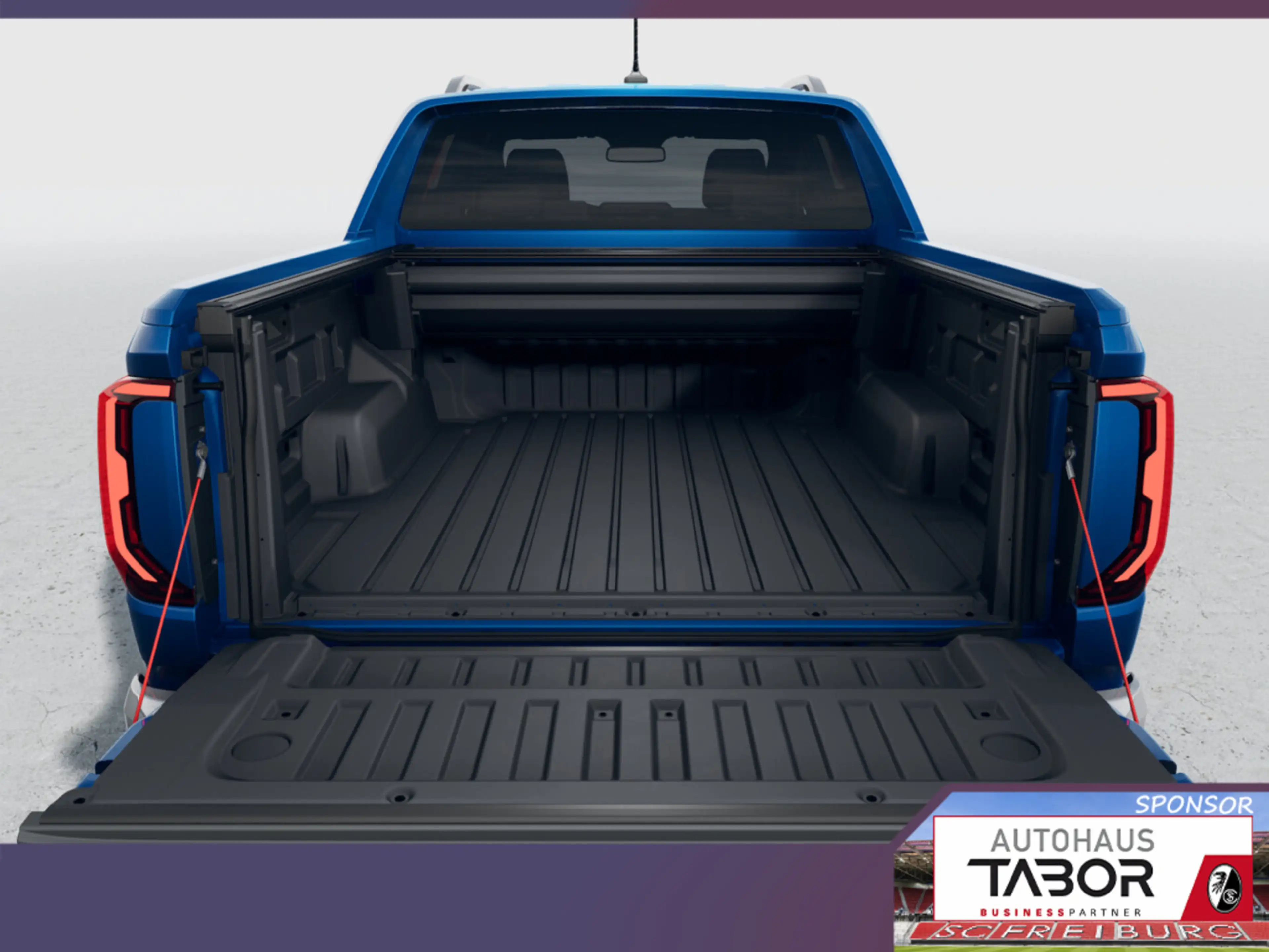 Volkswagen Amarok Aventura AHK Rollcover Matrix UVP-35%* — photo 5