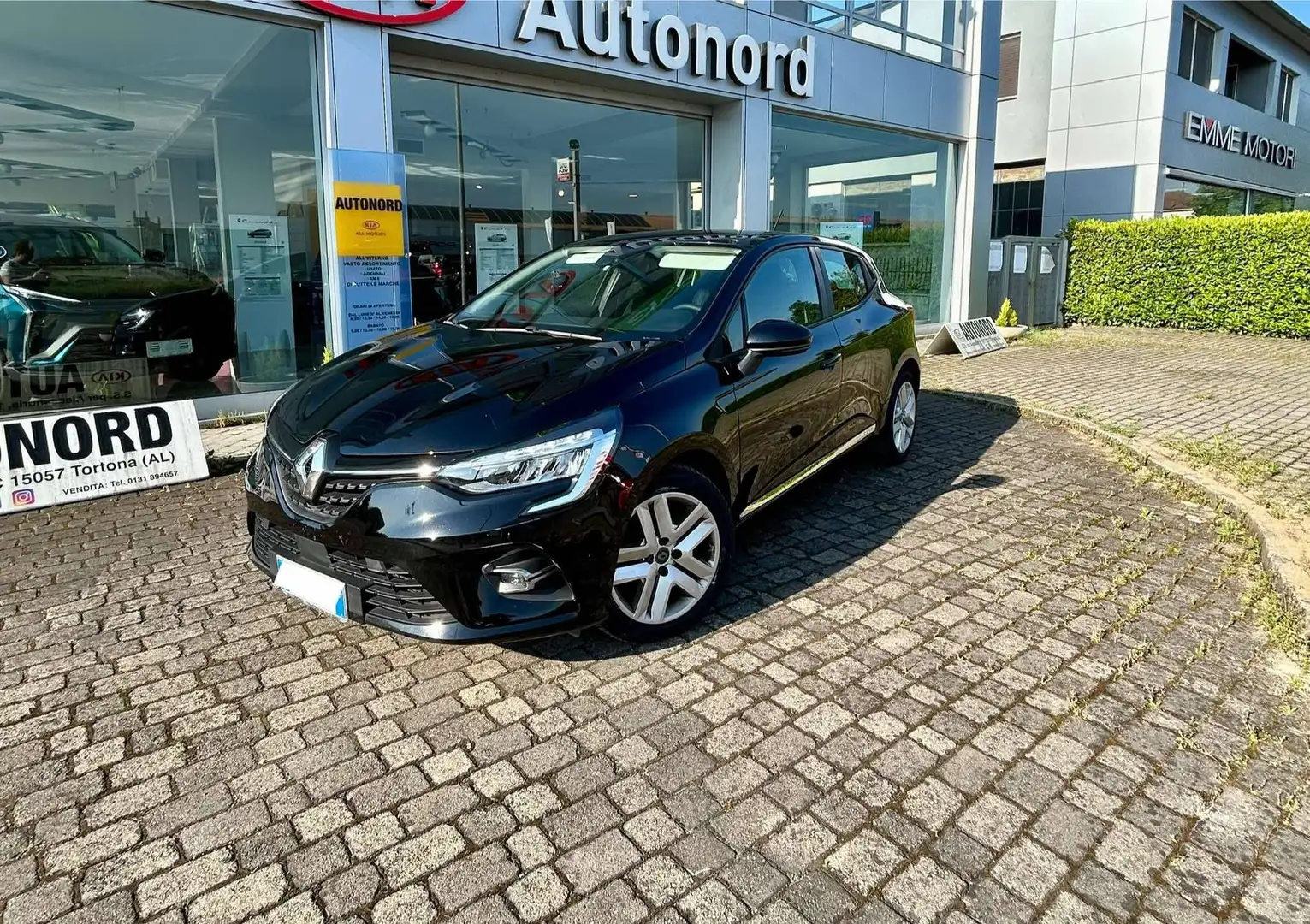 Renault Clio Clio 1.5 blue dci Business 85cv Zwart - 1