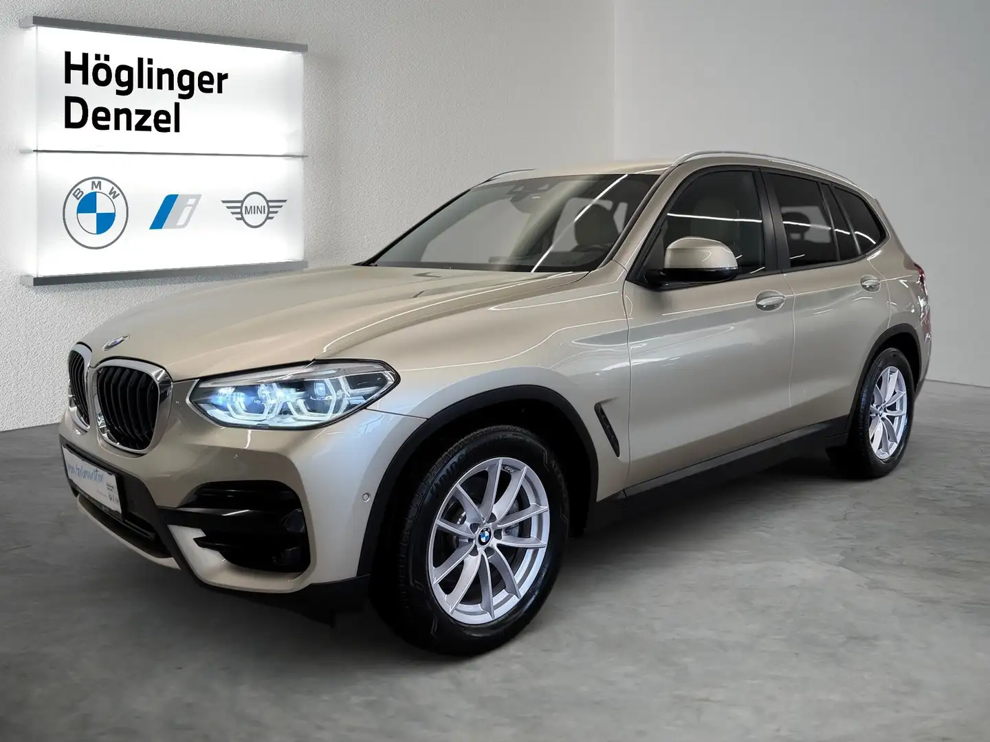 BMW X3 xDrive20i Beige - 2