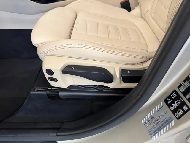 BMW X3 view 6