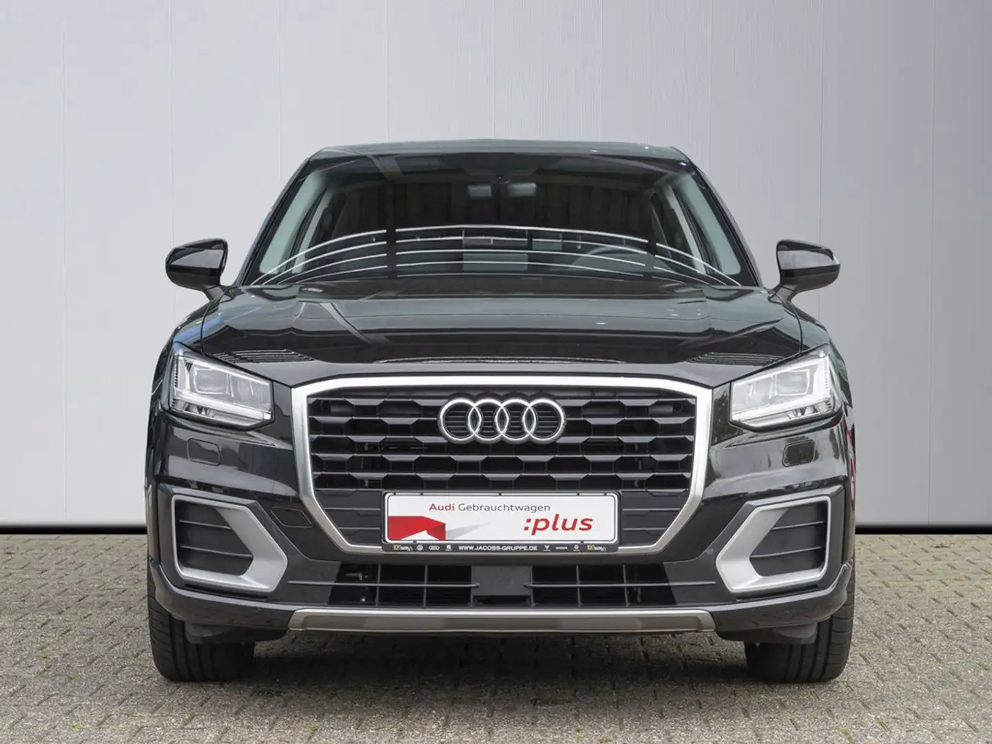 Audi Q2 35 TFSI design SHZ,PDC,LED Schwarz - 2