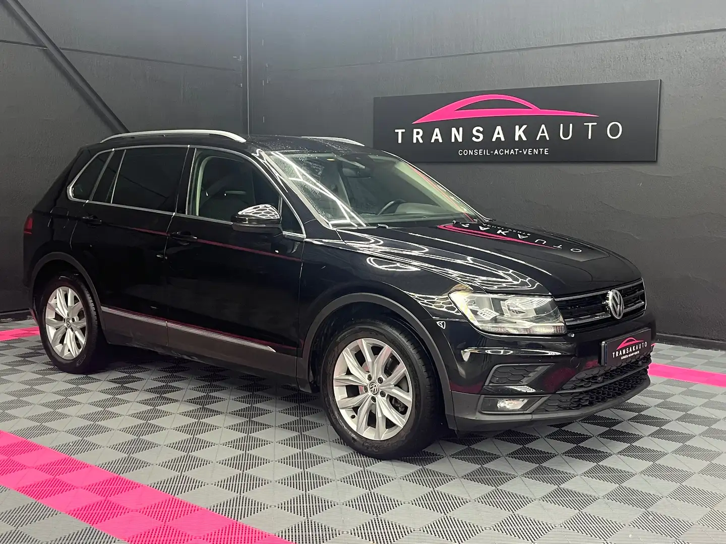 Volkswagen Tiguan 1.5 TSI ACT Comfortline OPF Siyah - 1
