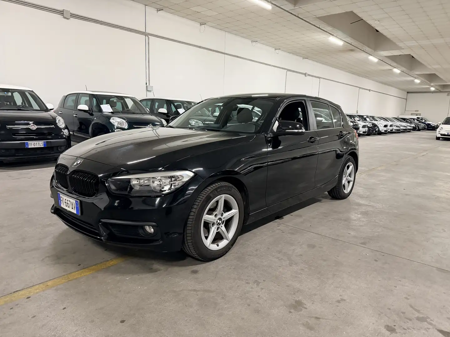 BMW 114 Serie 1 F/20-21 2017 114d Advantage 5p Noir - 2