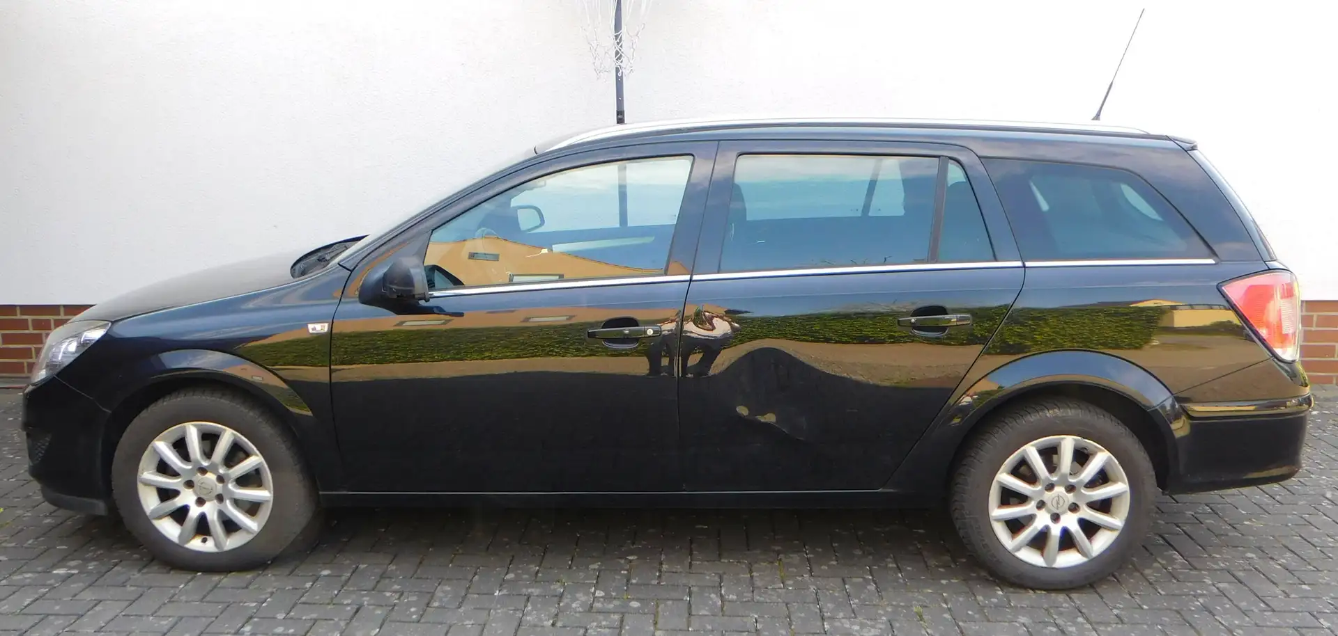Opel Astra Astra 1.6 Klima Navi Alu LPG Gas! NEUE KUPPLUNG! Noir - 2