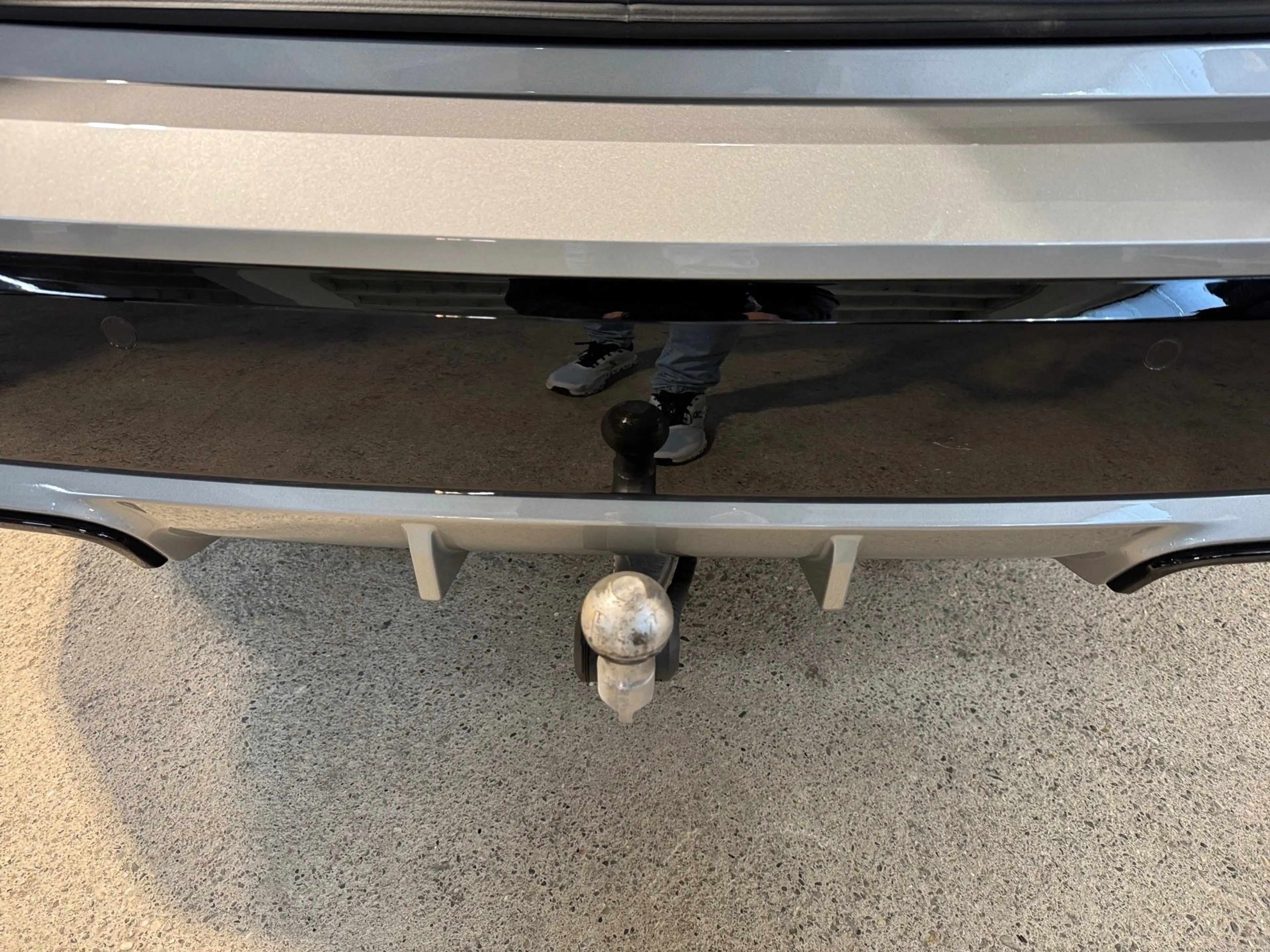 BMW iX1 xDrive30 — photo 13