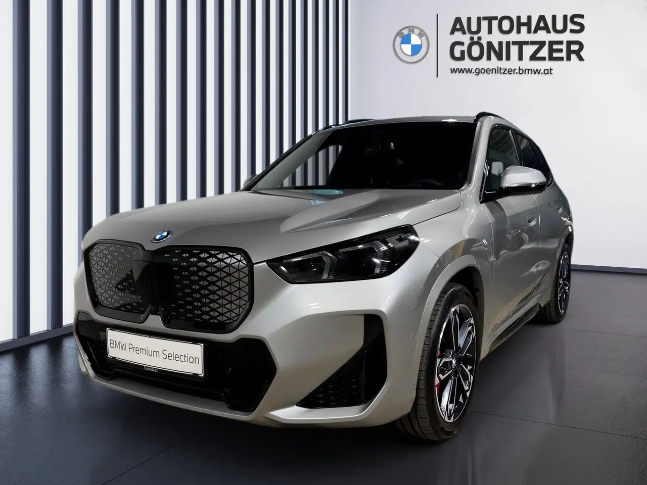 BMW iX1