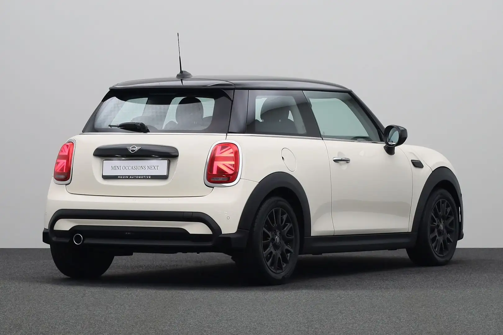 MINI Cooper Mini 1.5 Classic | Achteruitrijcamera | Stoelverwa Wit - 2