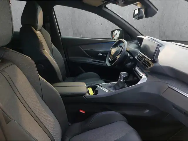 Peugeot 3008 view 13