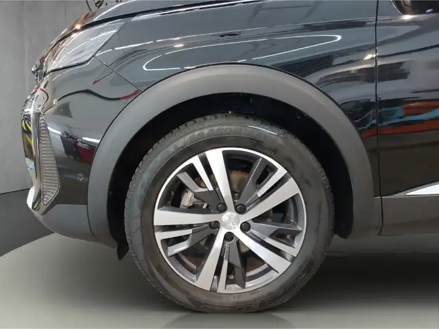 Peugeot 3008 view 11