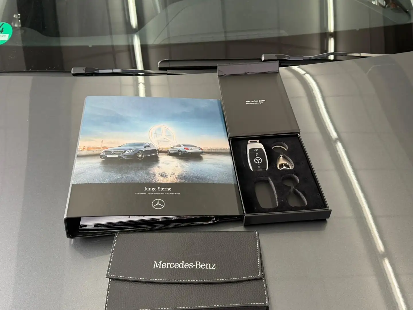 Mercedes-Benz E 400 E-Klasse T-Modell 4Matic T 9G-TRONIC Avantgarde Gris - 1