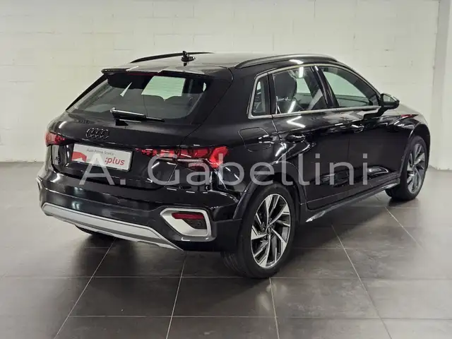Audi A3 view 4