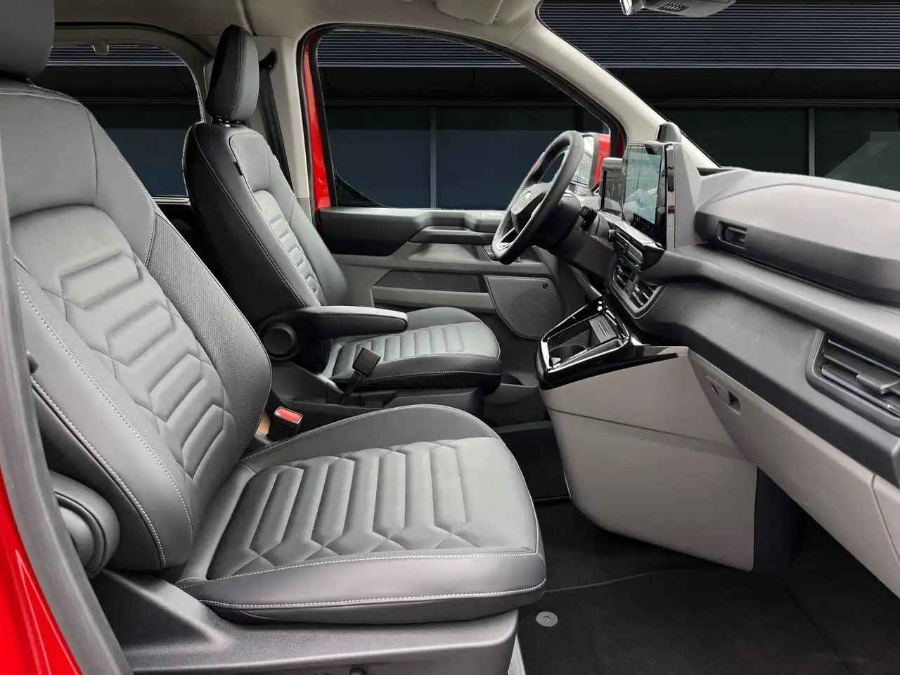 Ford Tourneo Custom Titanium X L2 Matrix B&O el.AHK 12