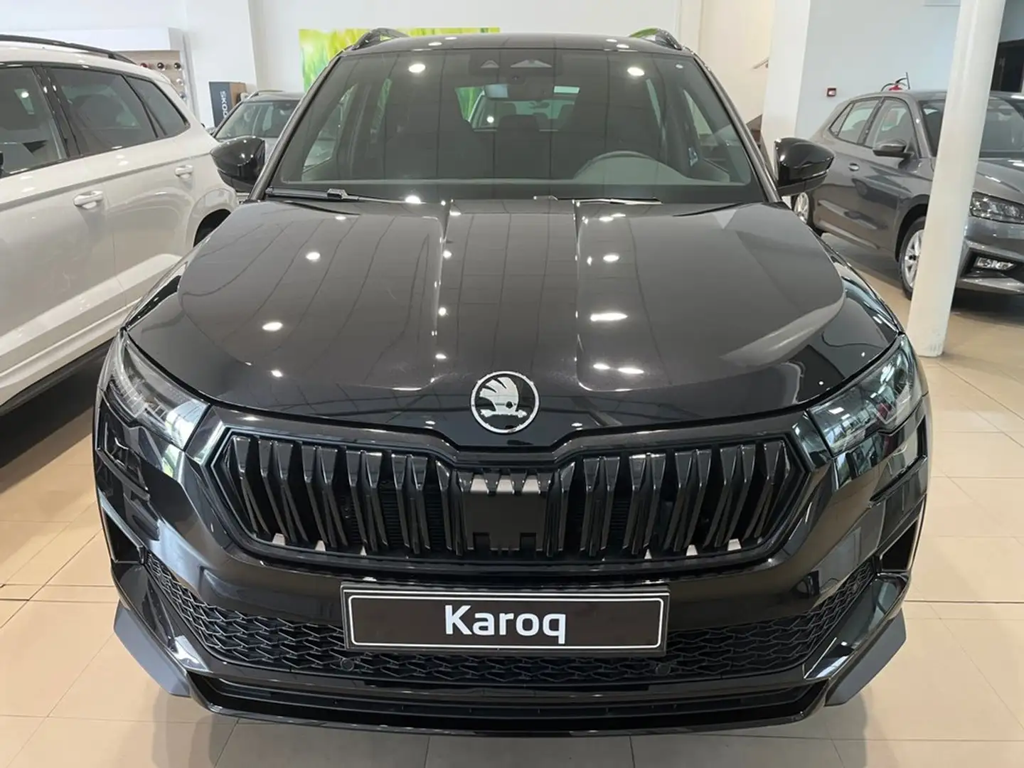 Skoda Karoq 1.5 TSI Sportline ACT DSG 110KW Negro - 2