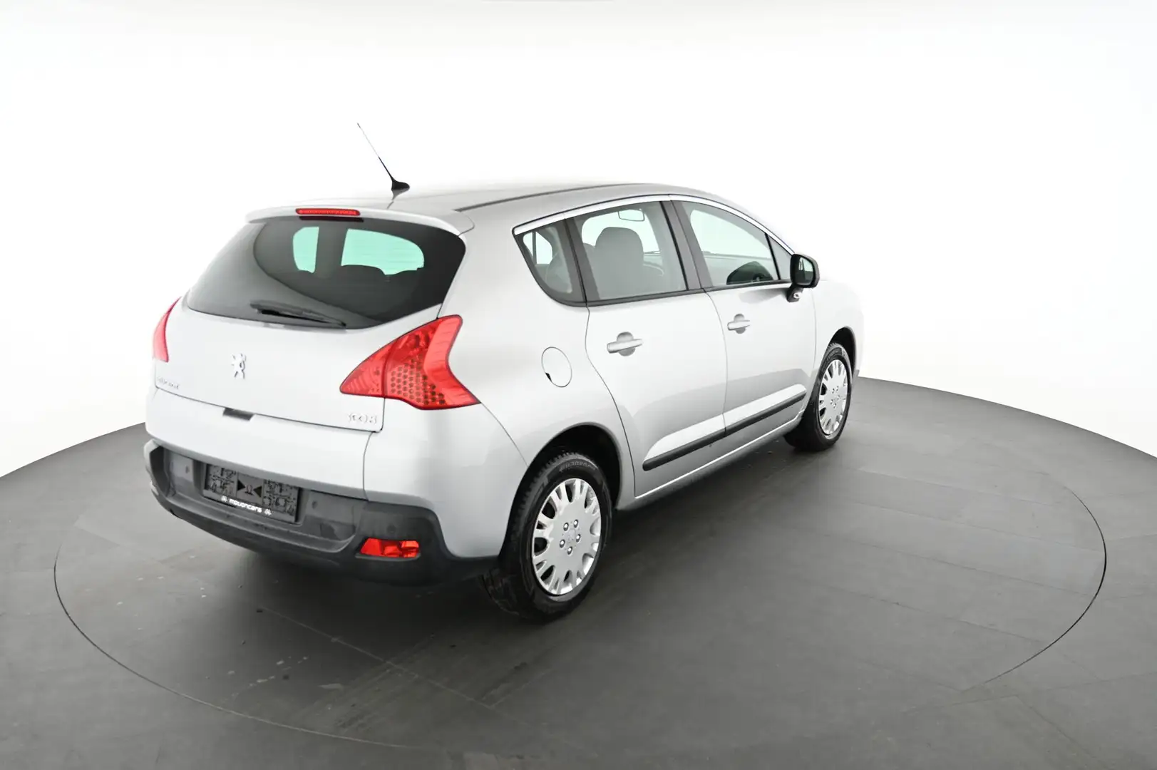 Peugeot 3008 1.6 HDi FAP 110 Active Pickerl NEU Grau - 2